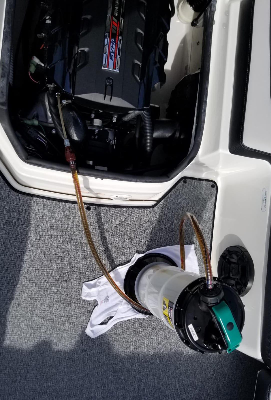 OEMTOOLS 24389 Manual Fluid Extractor Pump, 5.3L Oil Extractor, 5-Foot Hose customer photo 1