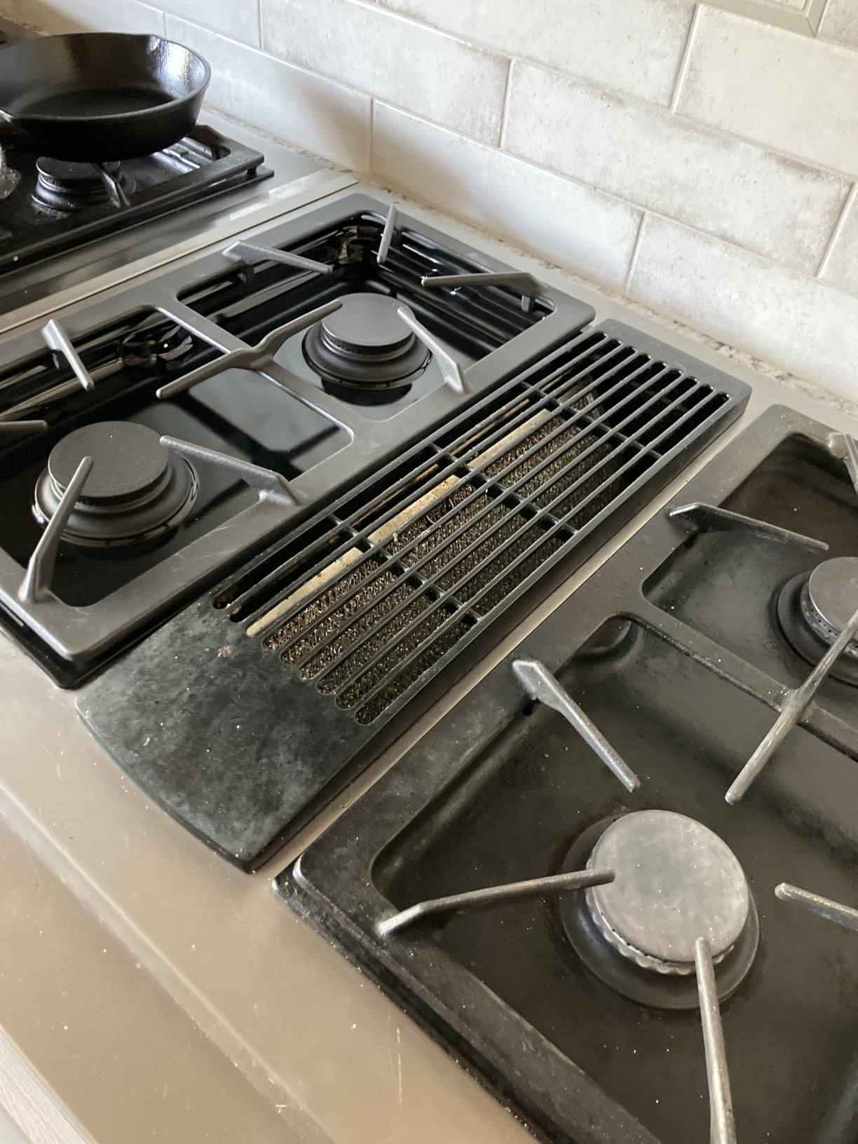 Jenn Air JGA8100ADB Stove Cartridge Assembly customer photo 1