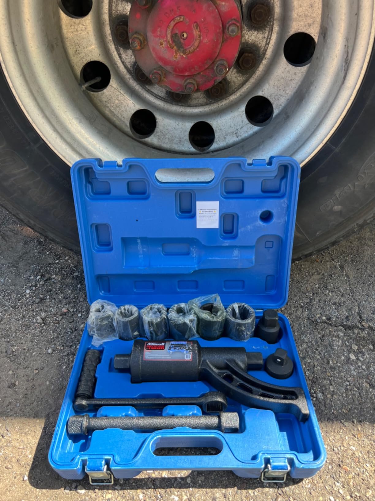 XtremepowerUS 8-Pieces Heavy Duty Torque Multiplier Wrench Labor Saving Lug Nut Wrench Torque Multiplier Cr-v Socket (24mm to 38mm) for Semi Truck & RVs w/Case customer photo 1
