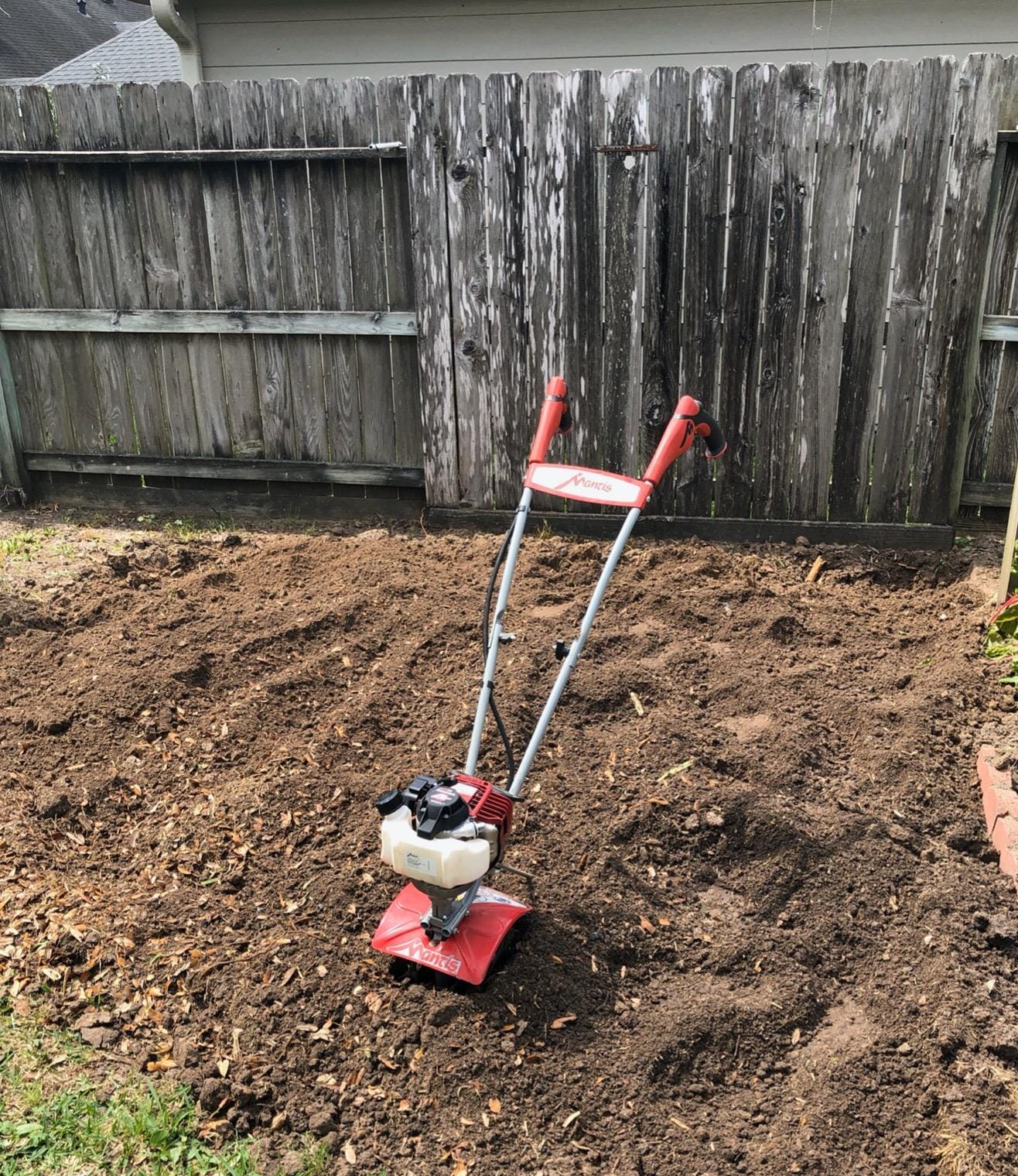 Mantis 7940 4-Cycle Tiller Cultivator Powered by Honda – Lightweight, Powerful and Compact - No Fuel Mix, Sure-Grip Handles – Built To Be Durable and Dependable customer photo 2