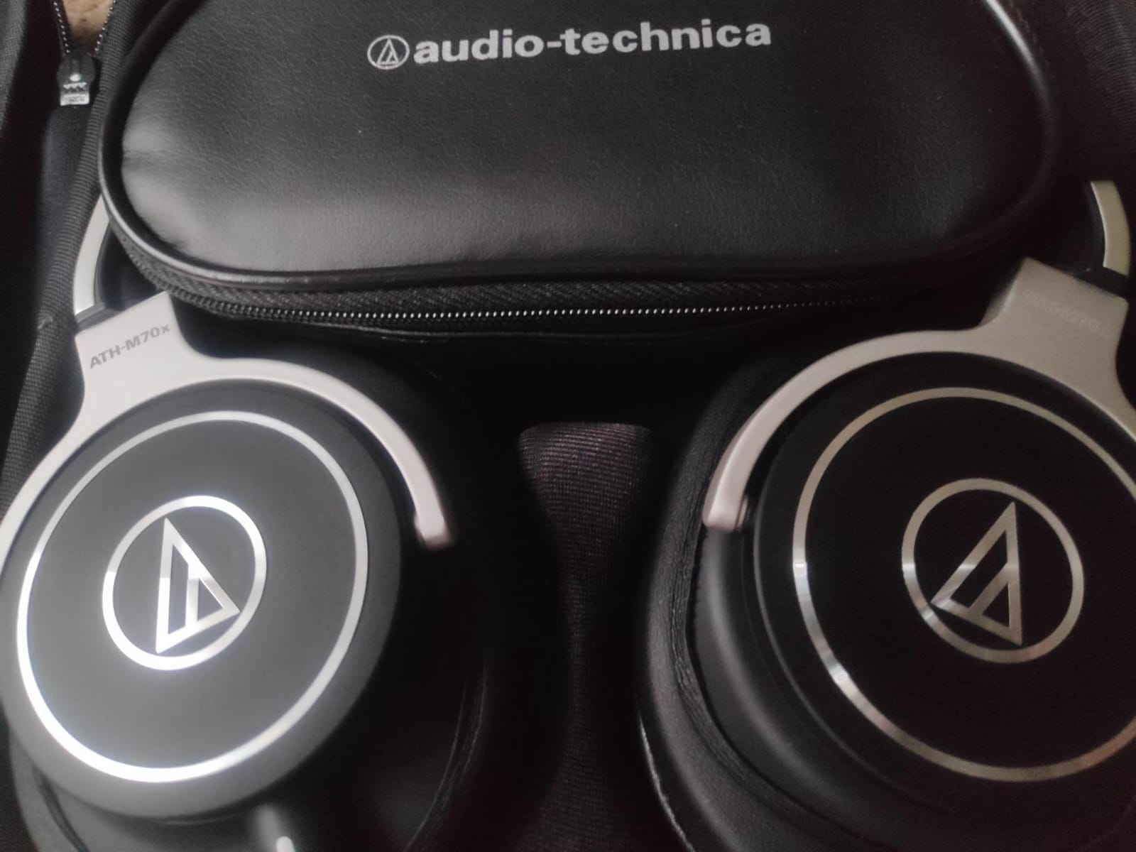 Audio-Technica ATH-M70x Closed-Back Dynamic Professional Studio Monitor Headphones customer photo 1