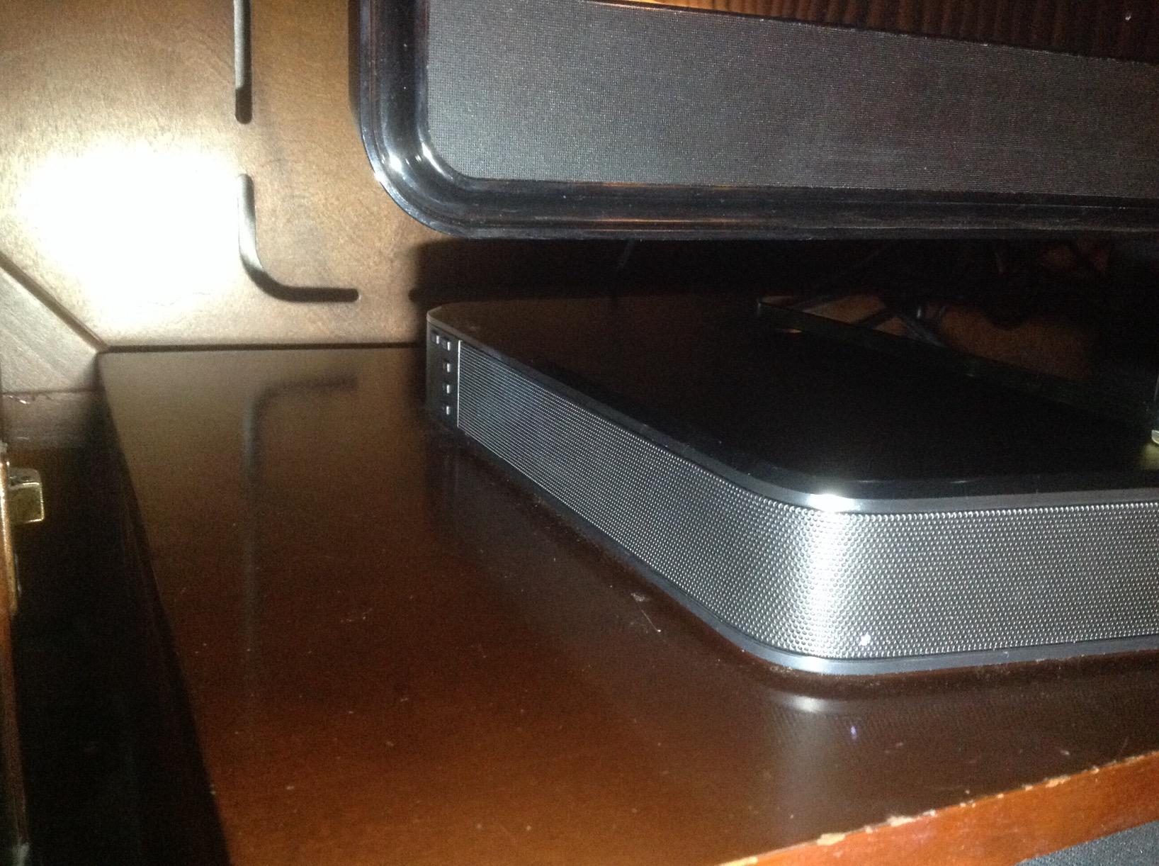 VIZIO SS2521-C6 25-Inch 2.1 Channel Sound Stand (2015 Model) customer photo 2