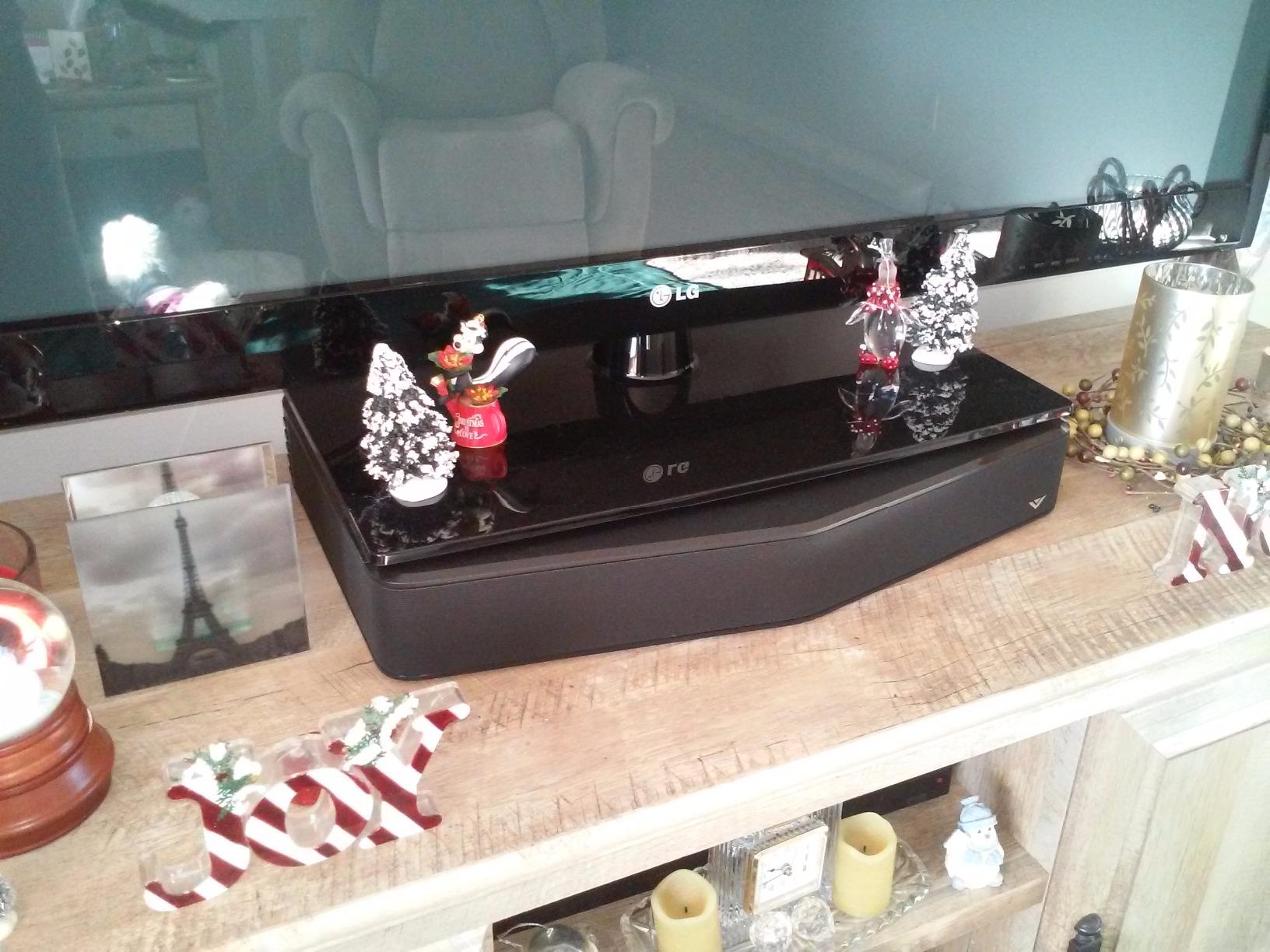 VIZIO S2120w-E0 2.0 Sound Stand customer photo 1