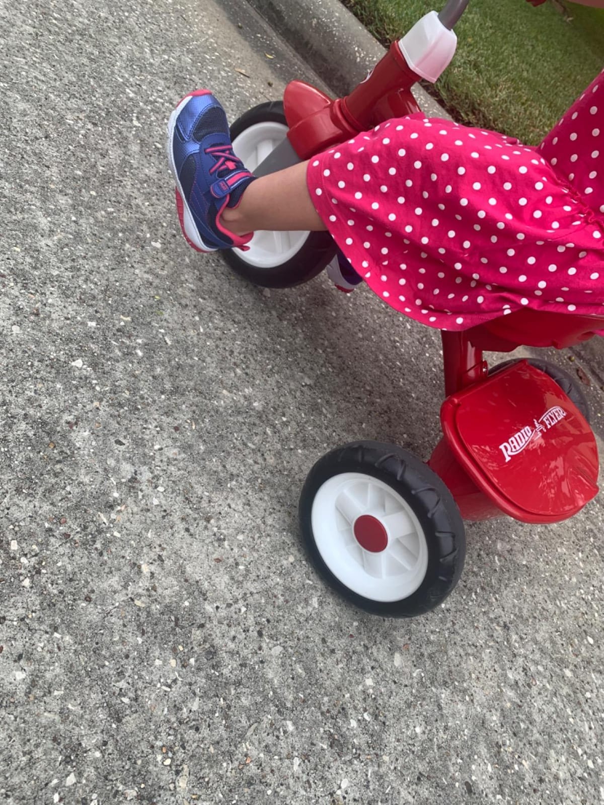 Radio Flyer Red Rider Trike, for Ages 2.5-5, Toddler Tricycle customer photo 2