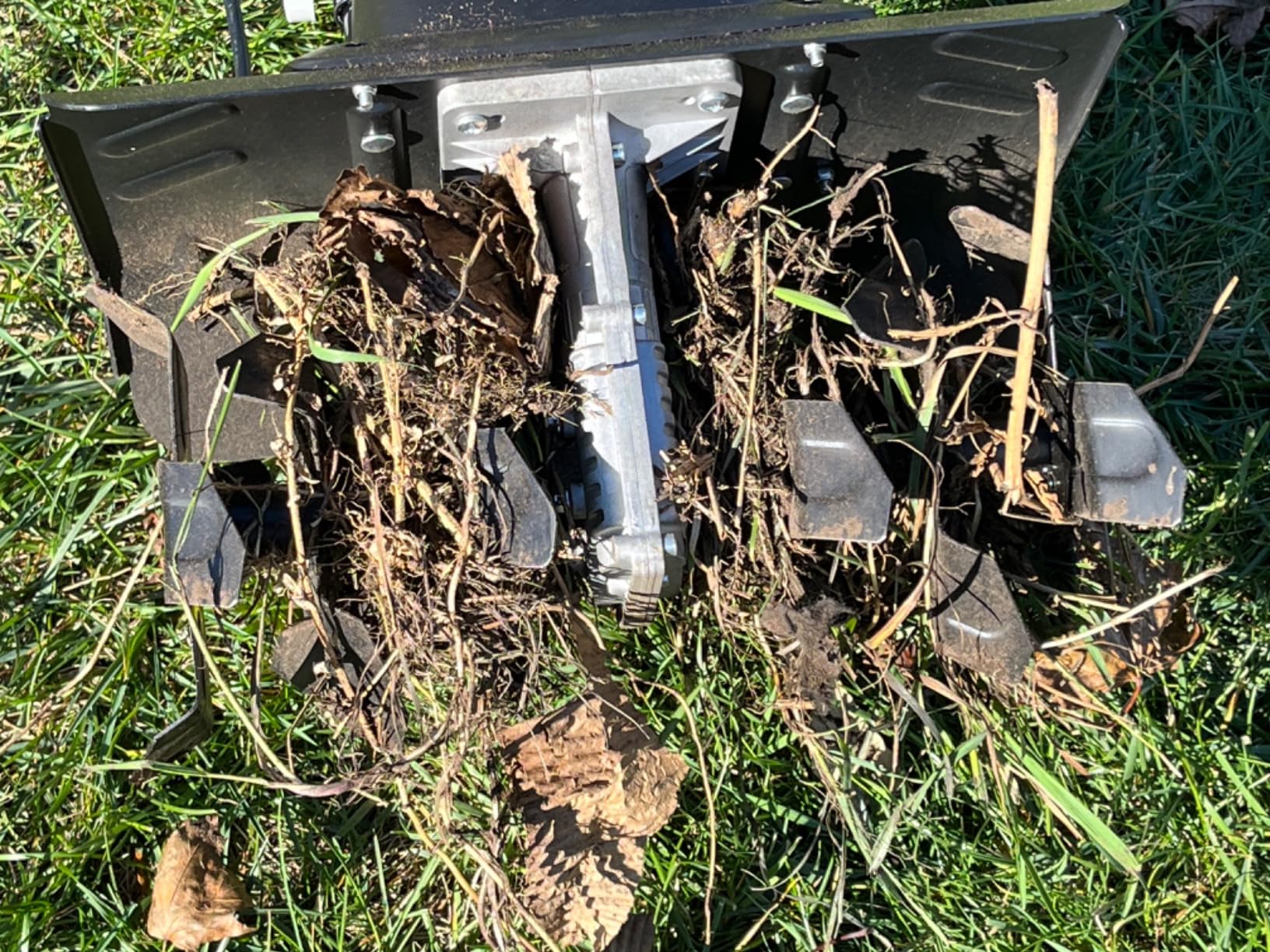 Sun Joe Corded Electric Garden Tiller & Cultivator with Steel Tines, TJ603E customer photo 2