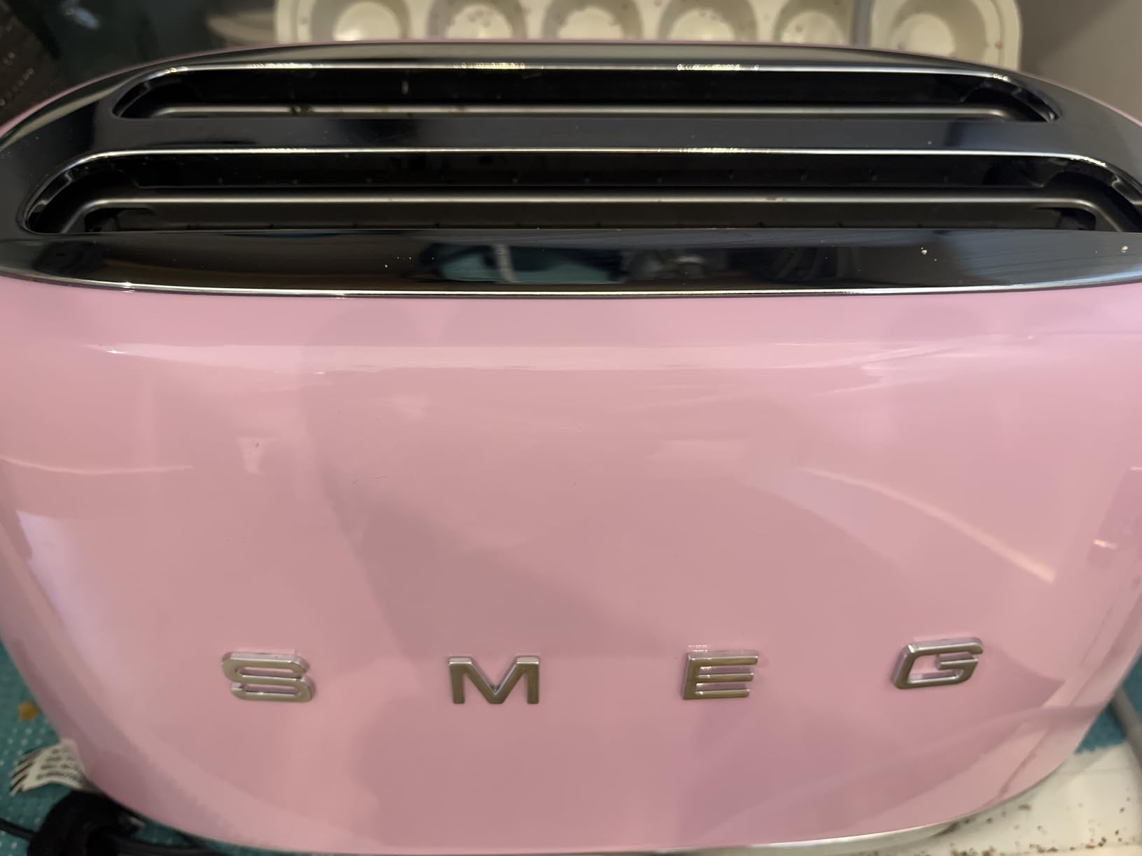 SMEG 2 Slice Toaster with 6 Presets and Defrost Function and Removable Crumb Tray TSF01SSUS, Stainless Steel customer photo 1