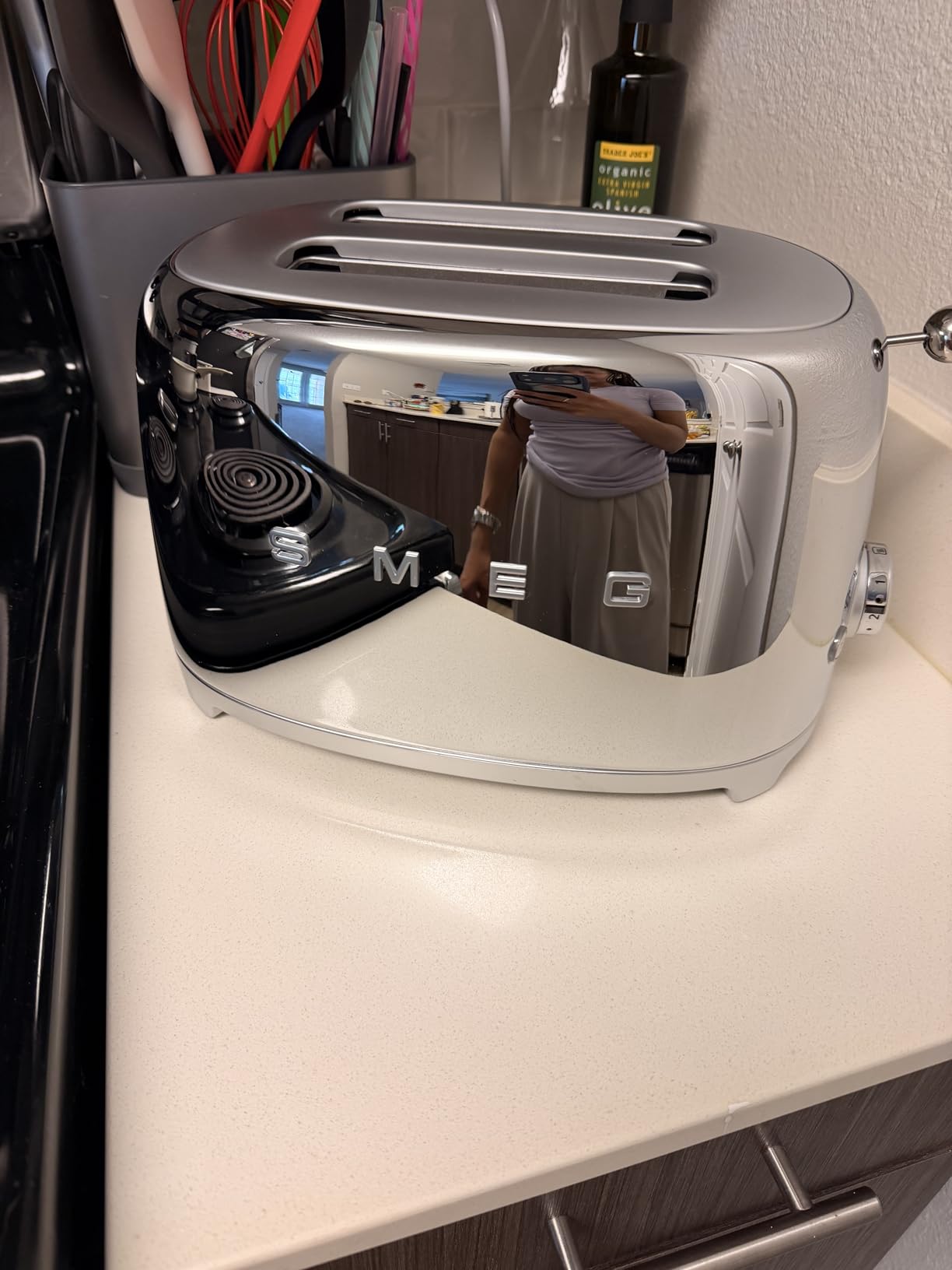 SMEG 2 Slice Toaster with 6 Presets and Defrost Function and Removable Crumb Tray TSF01SSUS, Stainless Steel customer photo 2