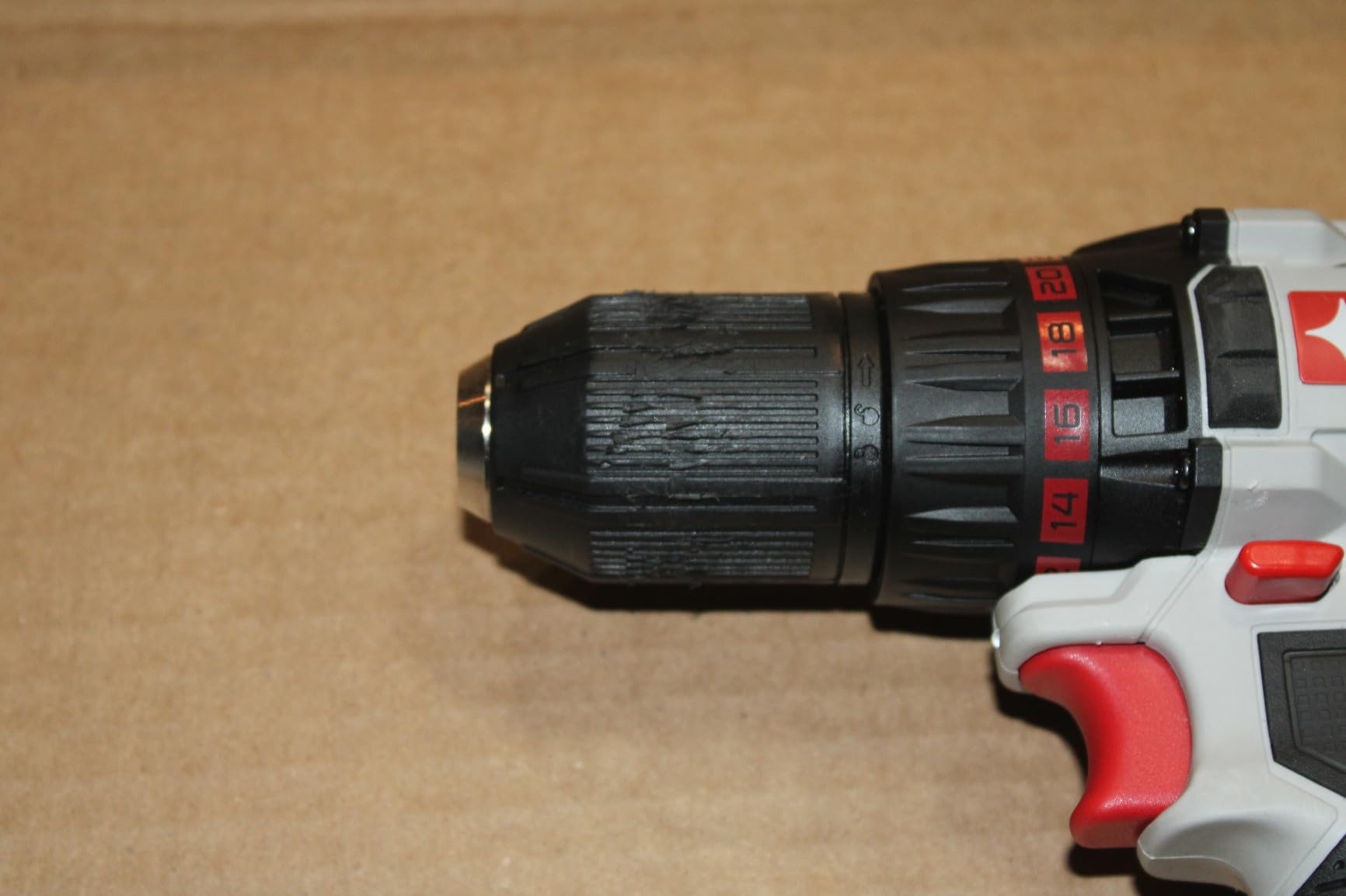 PORTER-CABLE 20V MAX Power Tool Combo Kit, 4-Tool Cordless Power Tool Set with 2 Batteries and Charger (PCCK616L4) customer photo 2