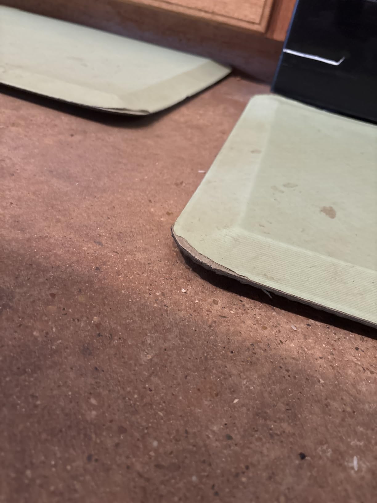 KANGAROO Anti Fatigue Mats for Kitchen Floor, 3/4 Inch Thick Cushioned Ergonomic Mat, Reduce Foot Pressure, Waterproof Comfort Rug for Under Sinks, Office Standing Desk, Store Floors, 20x32 Black customer photo 2