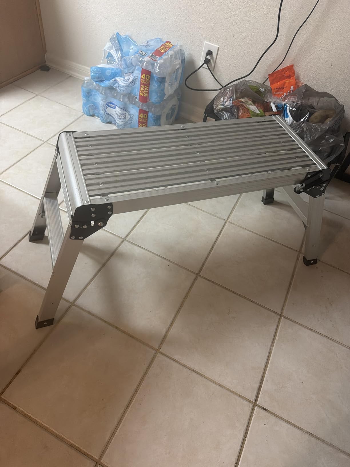 Giantex Work Platform Aluminum Step Ladder Drywall Safe CE Approved of Capacity 330 LBS Heavy Duty Portable Bench Folding Ladders Stool w/Non-Slip Mat (Silver) customer photo 2