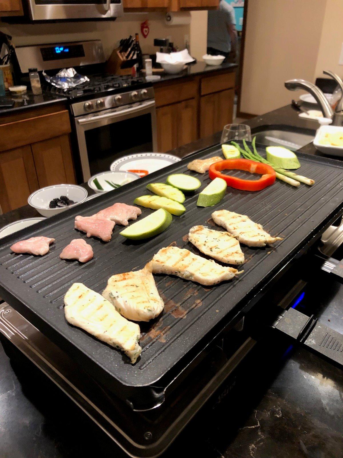 Artestia 1700W Raclette Electric Party Grill for 6–8 People customer photo 1
