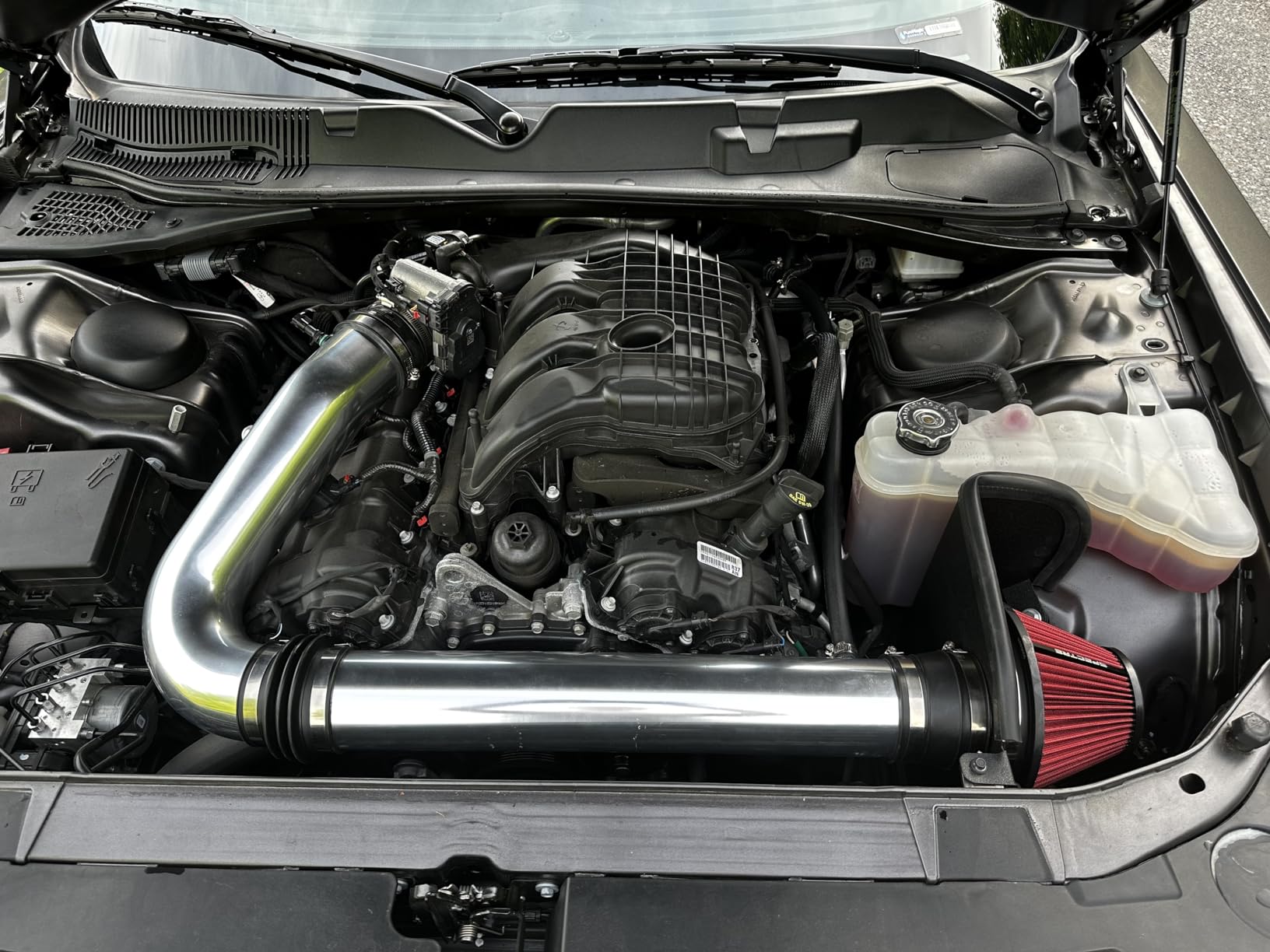 Spectre Performance Air Intake Kit: High Performance, Desgined to Increase Horsepower and Torque: Fits 2011-2019 CHRYSLER/DODGE (300, 300C, Challenger, Charger) SPE-9028 customer photo 2