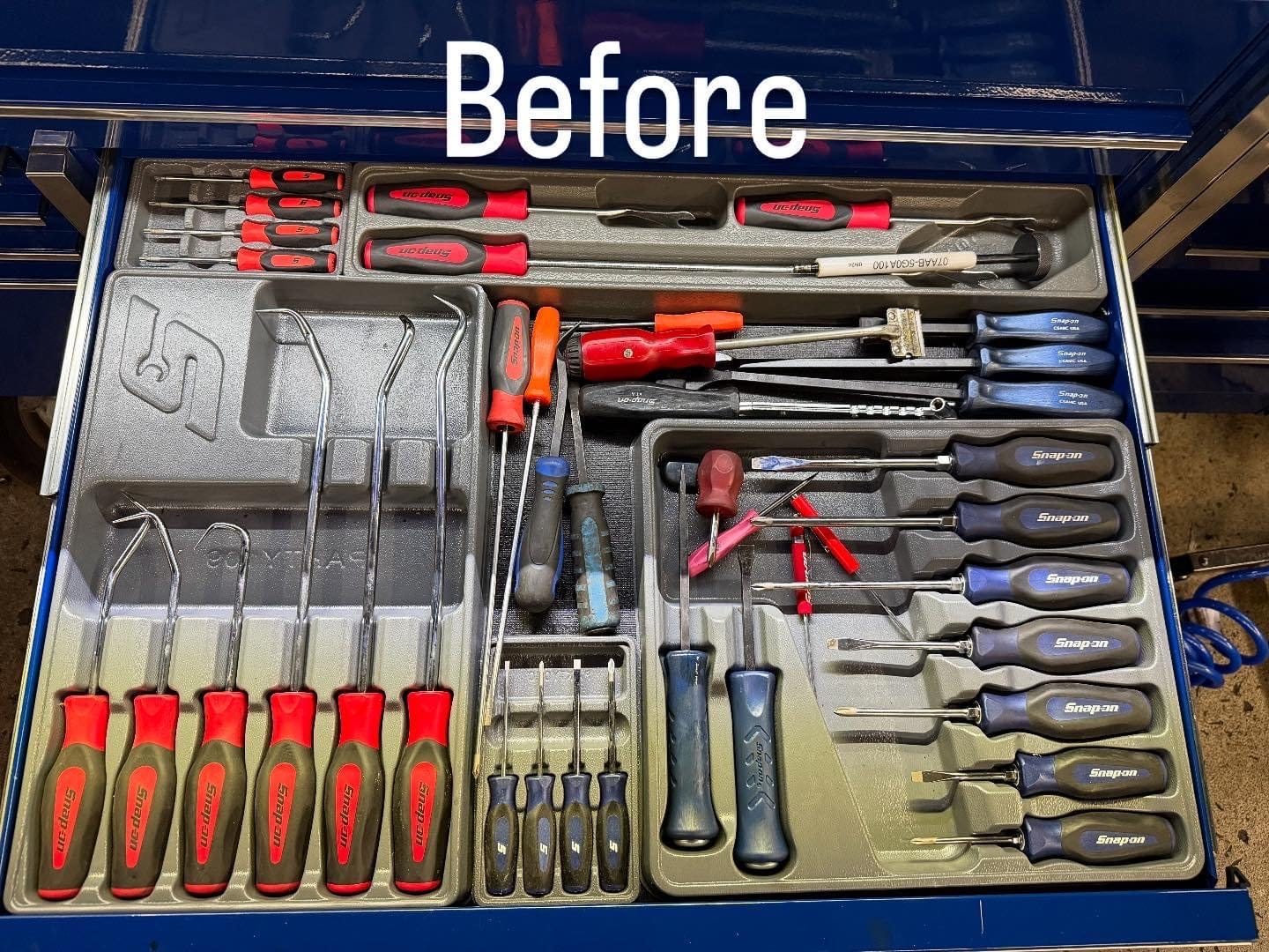 Olsa Tools Magnetic Screwdriver Organizer, Red, Holds 16 Screwdrivers customer photo 2