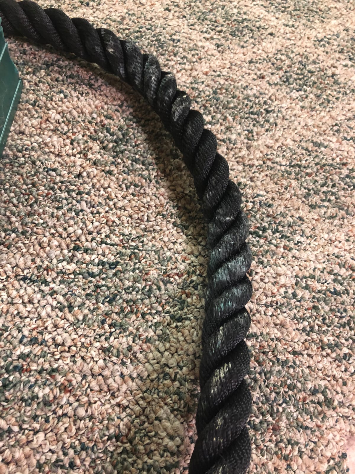 Titan Fitness Battle Rope 30ft x 1.5in, Poly Dacron Heavy Rope for Home Gym Conditioning Workouts, Cross-Train, Strength Training Exercises customer photo 2