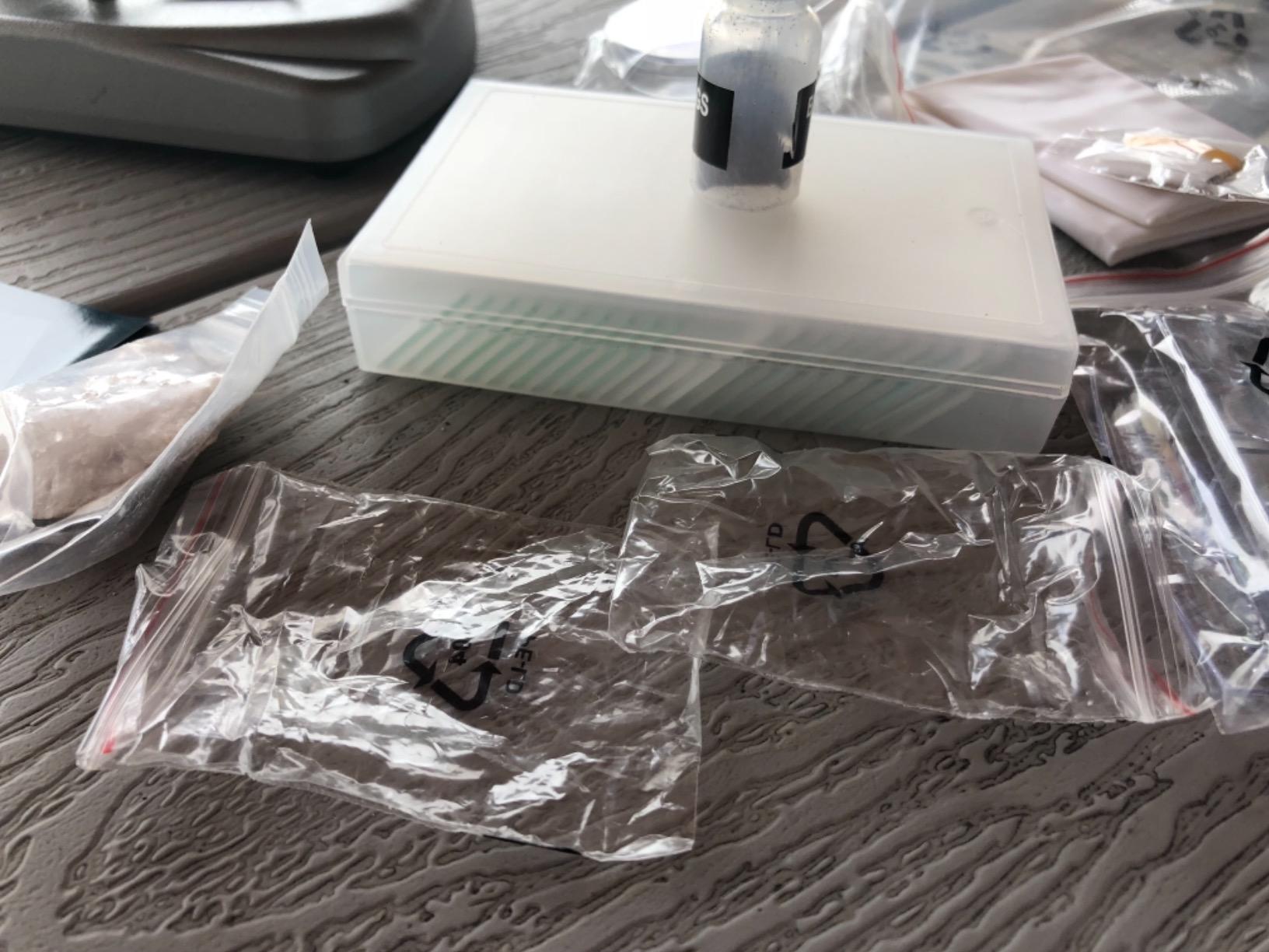 National Geographic Dual LED Microscope Science Kit for Kids Ages 8-12 customer photo 1