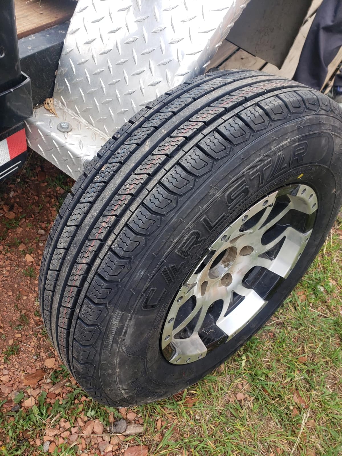 Carlisle Radial Trail HD Trailer Tire-ST205/75R15 107M 8-ply customer photo 2