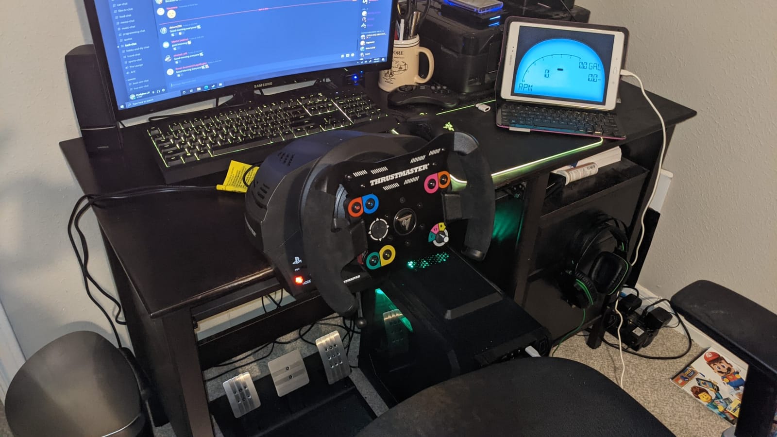 Thrustmaster T300RS GT Force Feedback Racing Wheel & 3 Pedal Set - PS5 & PC | Officially licensed Gran Turismo wheel, for Simracing, belt-driven motor, 13 actions buttons, detachable wheel customer photo 2