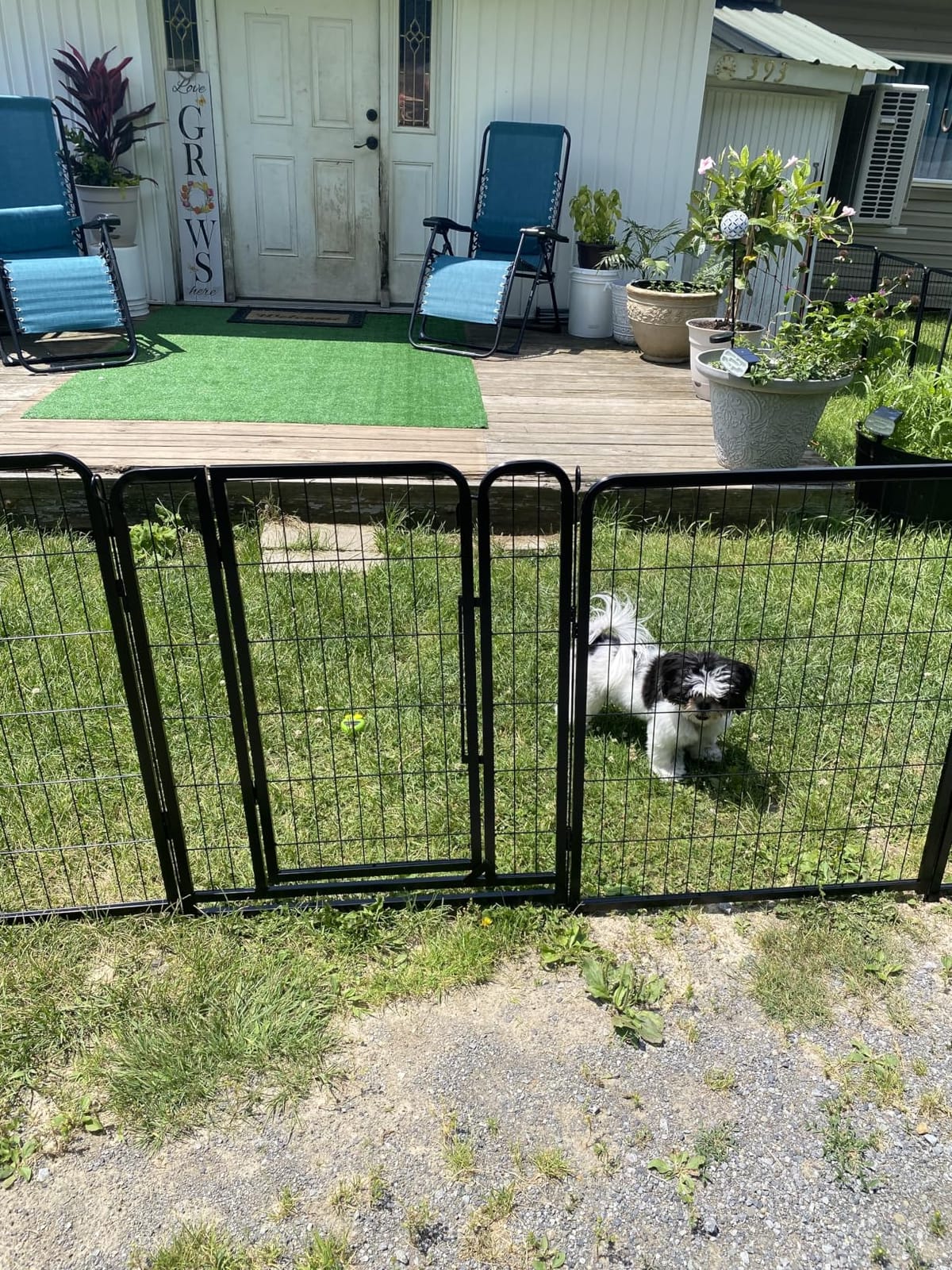 Yaheetech Dog Playpen 24in 16 Panels Pet Fence for Indoor Yard RV Camping | Easy Setup, Heavy Duty Rustproof Frame with Secure Latch Door, DIY Layouts,Foldable Storage, for Puppies & Small Dogs customer photo 2
