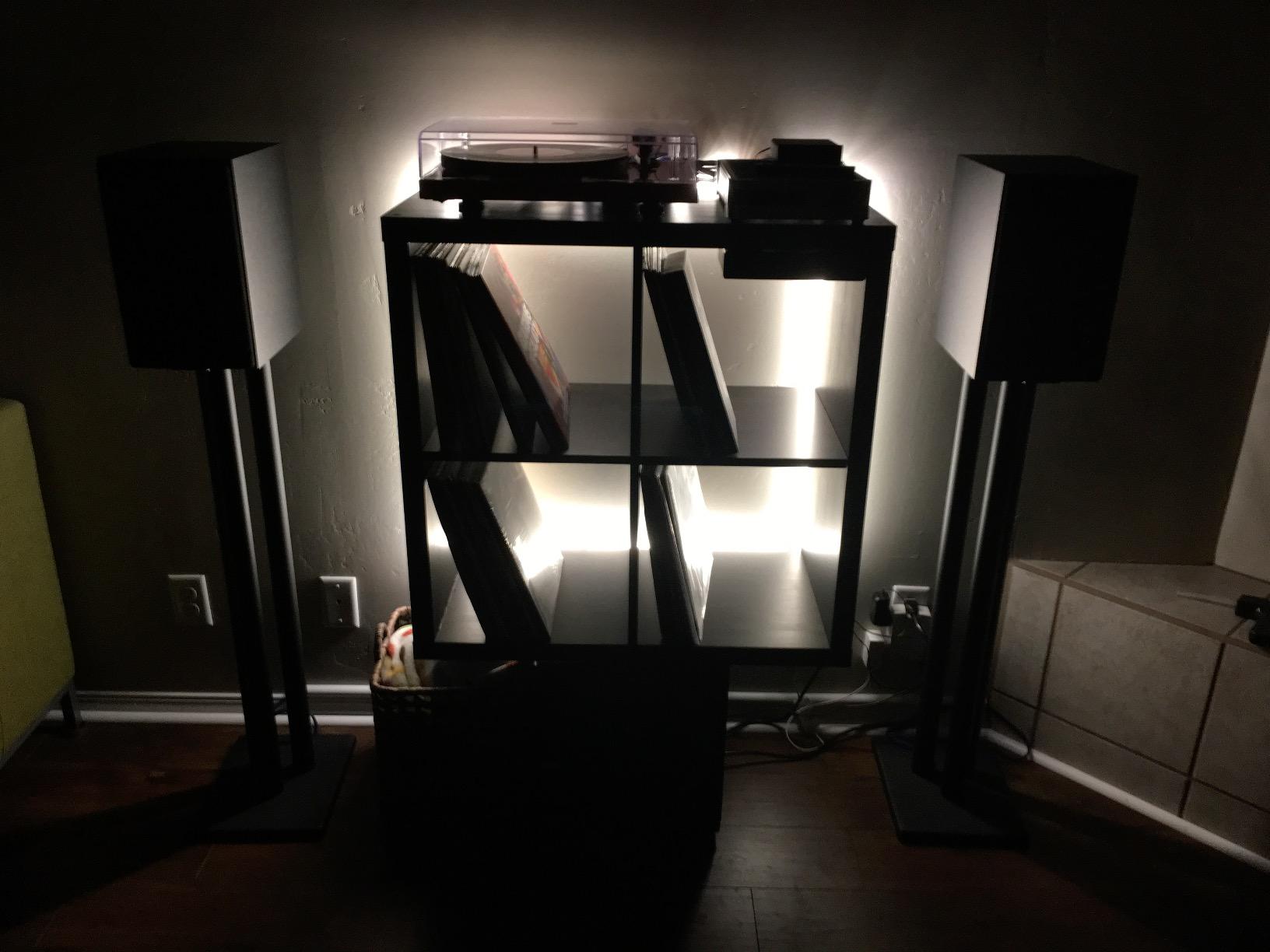 ELAC EA Series Integrated Amplifier, Silver (EA101EQ-G) customer photo 2