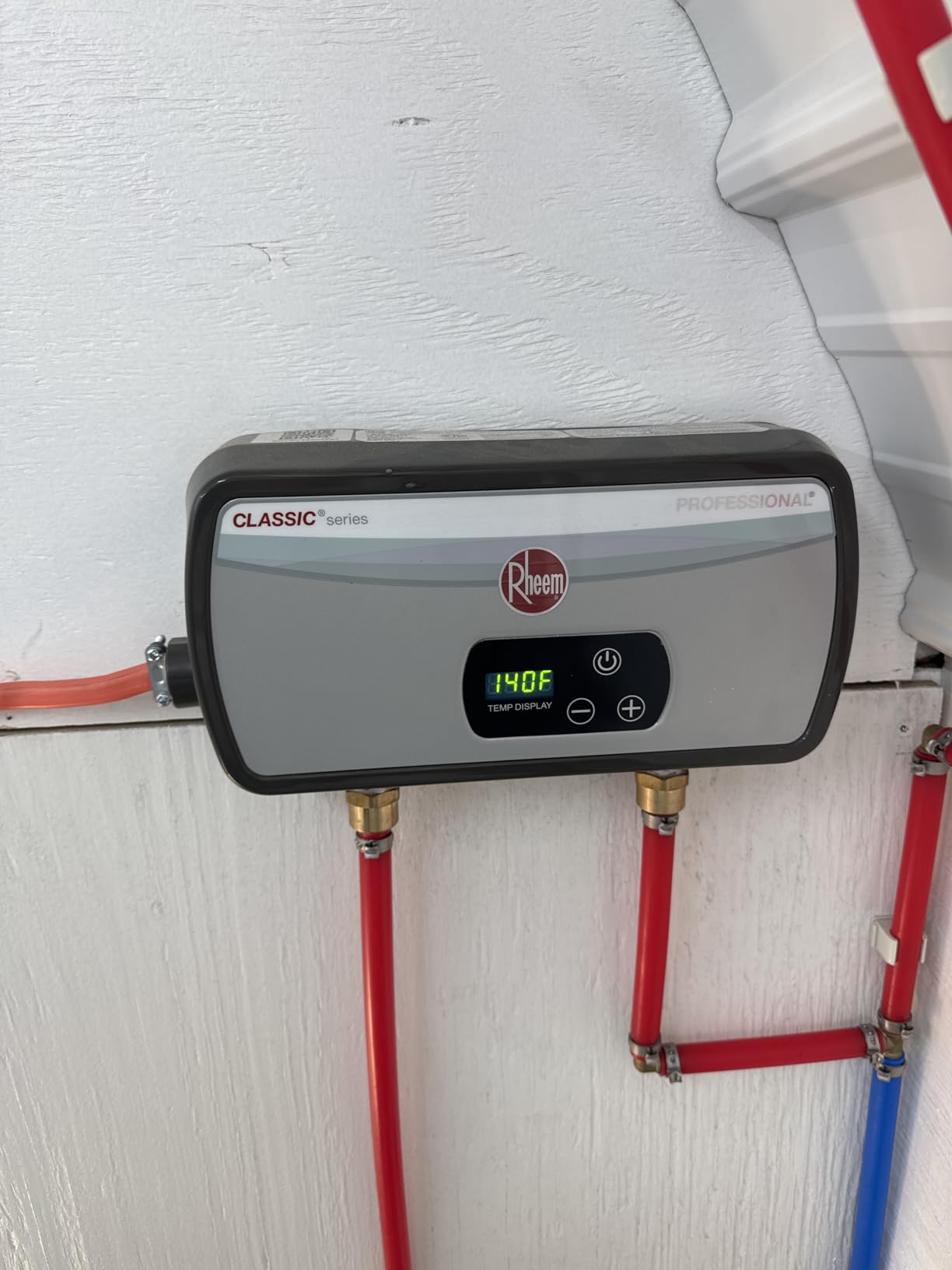 Rheem 8kW Multi Fixture Tankless Electric Water Heater - 240V customer photo 1