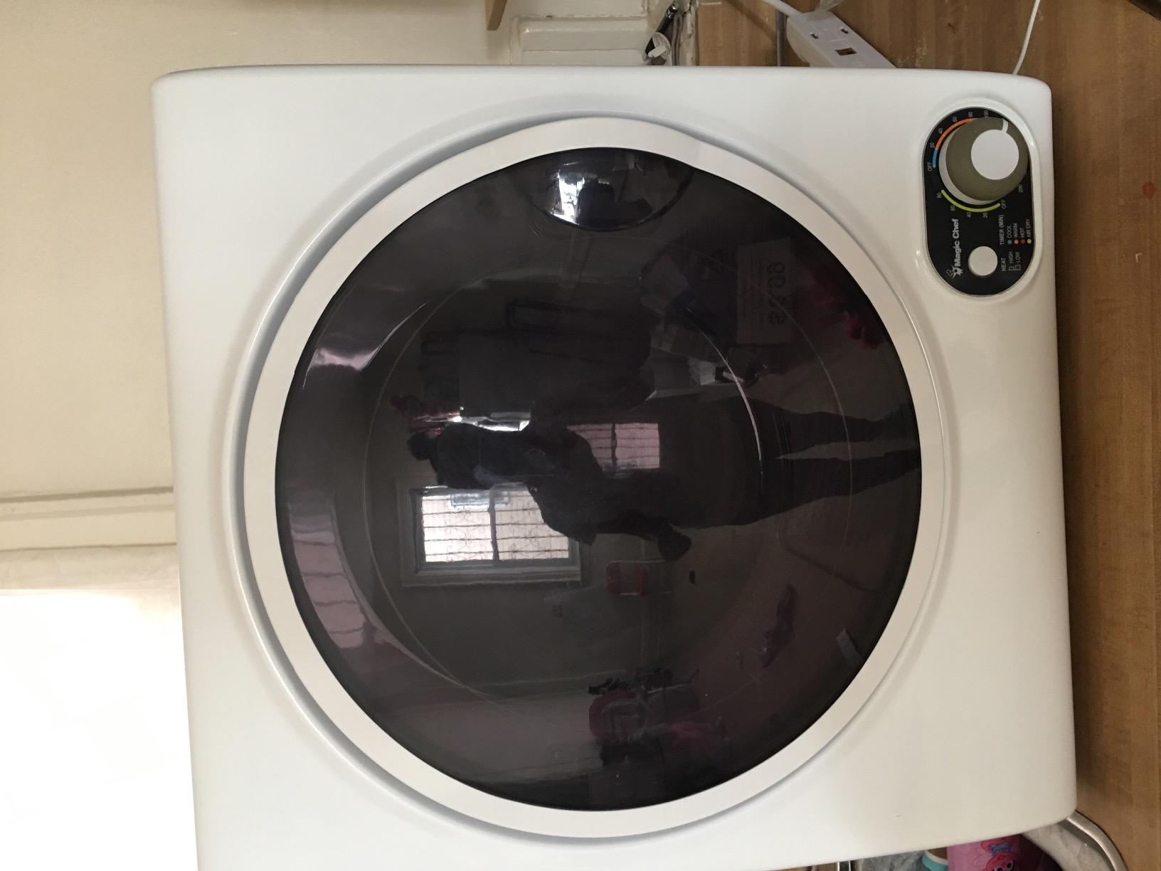 Magic Chef Compact Electric White MCSDRY15W 1.5 cu. ft. Laundry Dryer customer photo 2