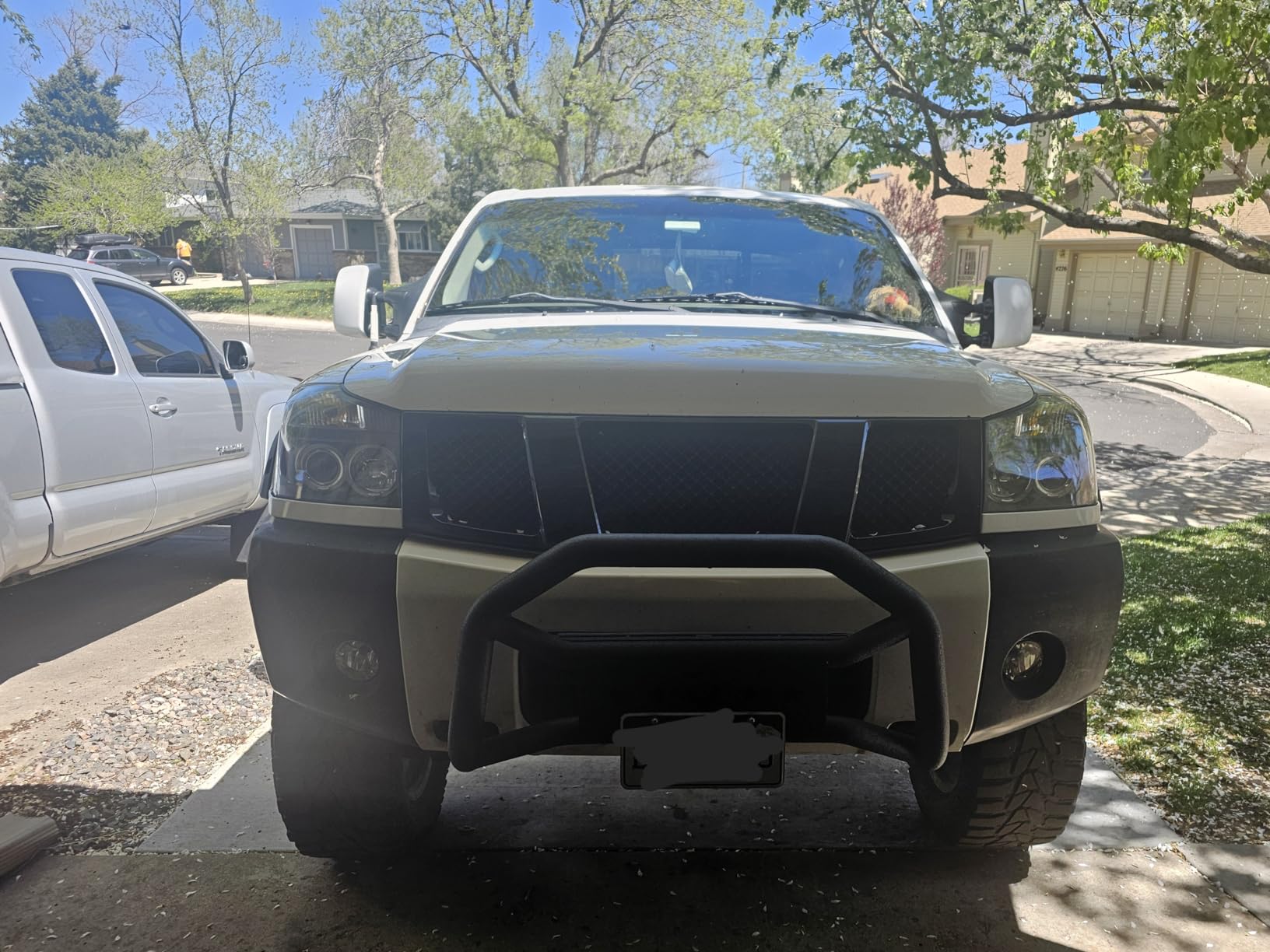Tyger Auto TG-GD6N60168 Front Bumper Guard Compatible with 2004-2015 Titan (Excl. XD Models) | Textured Black | Light Mount | Bull Bar customer photo 1