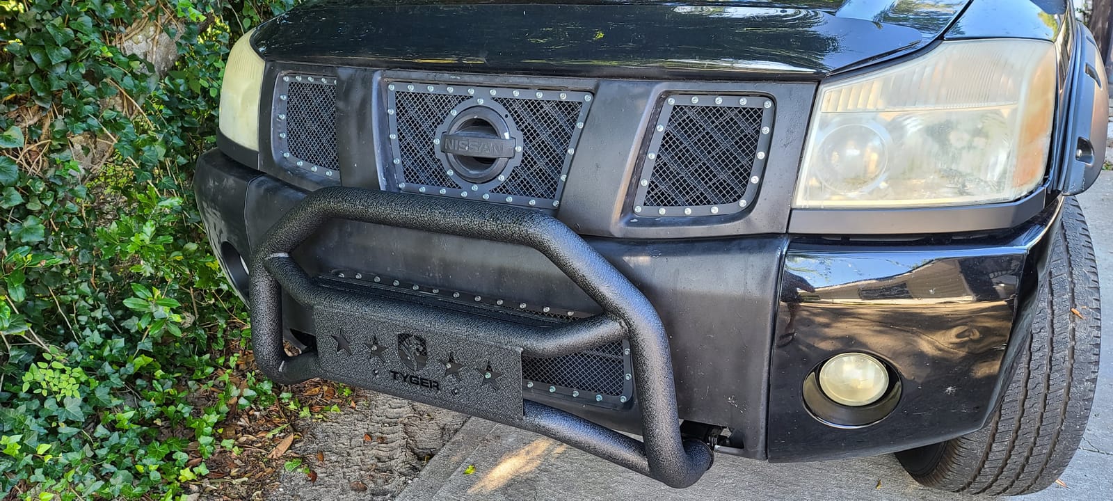 Tyger Auto TG-GD6N60168 Front Bumper Guard Compatible with 2004-2015 Titan (Excl. XD Models) | Textured Black | Light Mount | Bull Bar customer photo 2