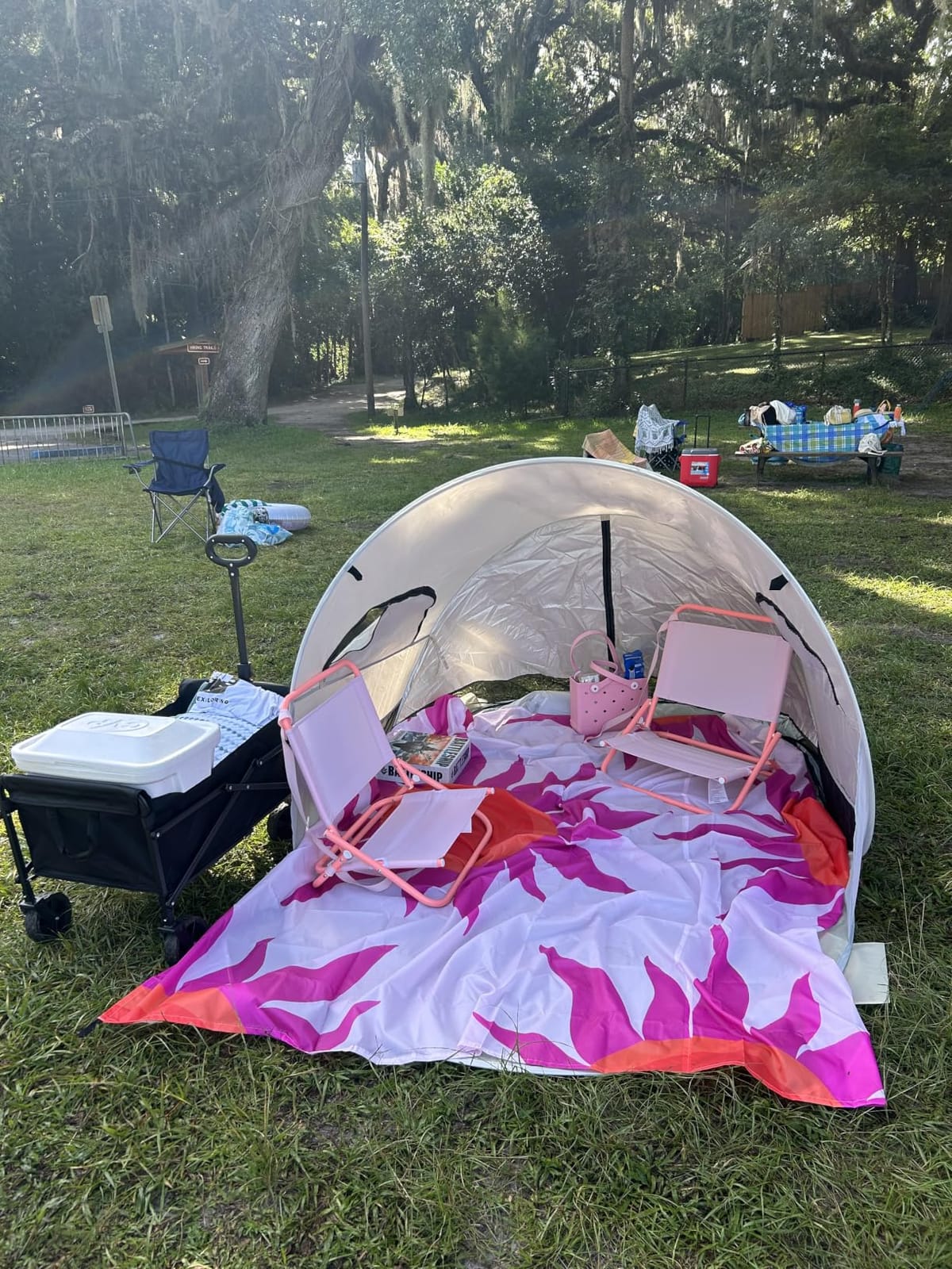 Wolfwise Pop Up Beach Tent, Easy Setup Sun Shade Shelter Foldable 3 Person customer photo 1