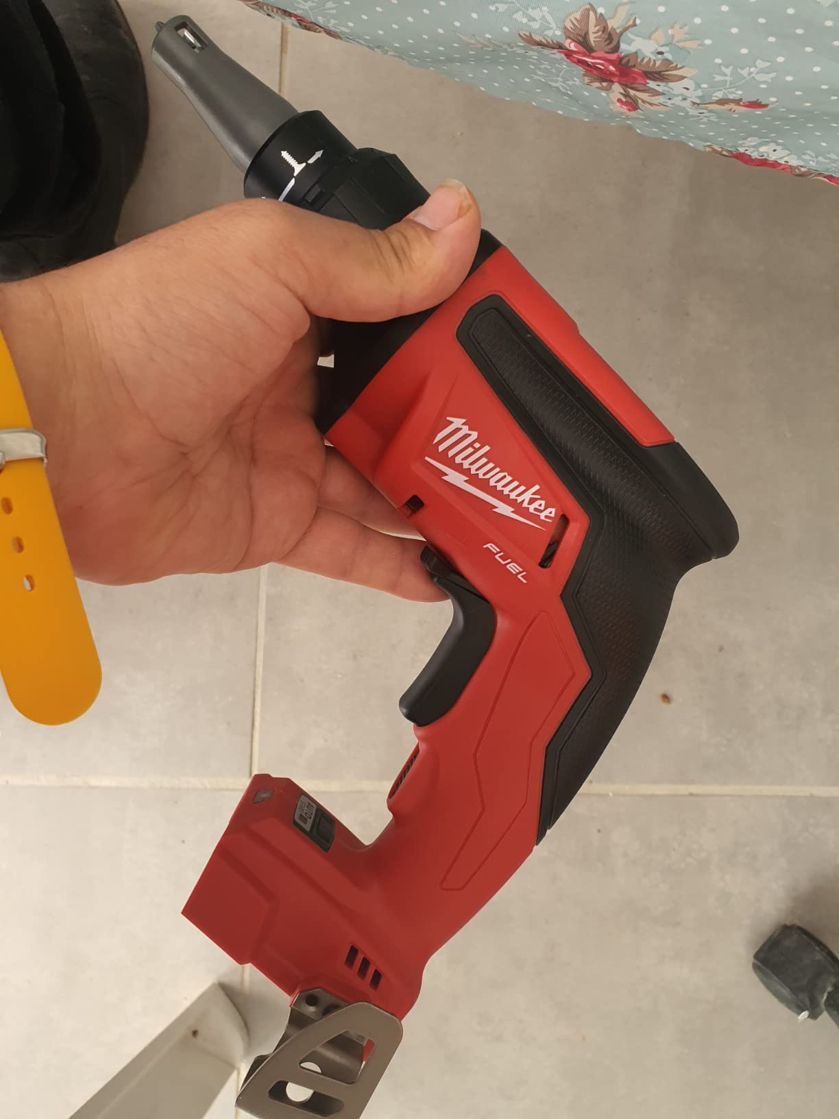 Milwaukee 2866-22 M18 FUEL Drywall Screw Gun- XC Kit with 5.0 Ah Batteries customer photo 2