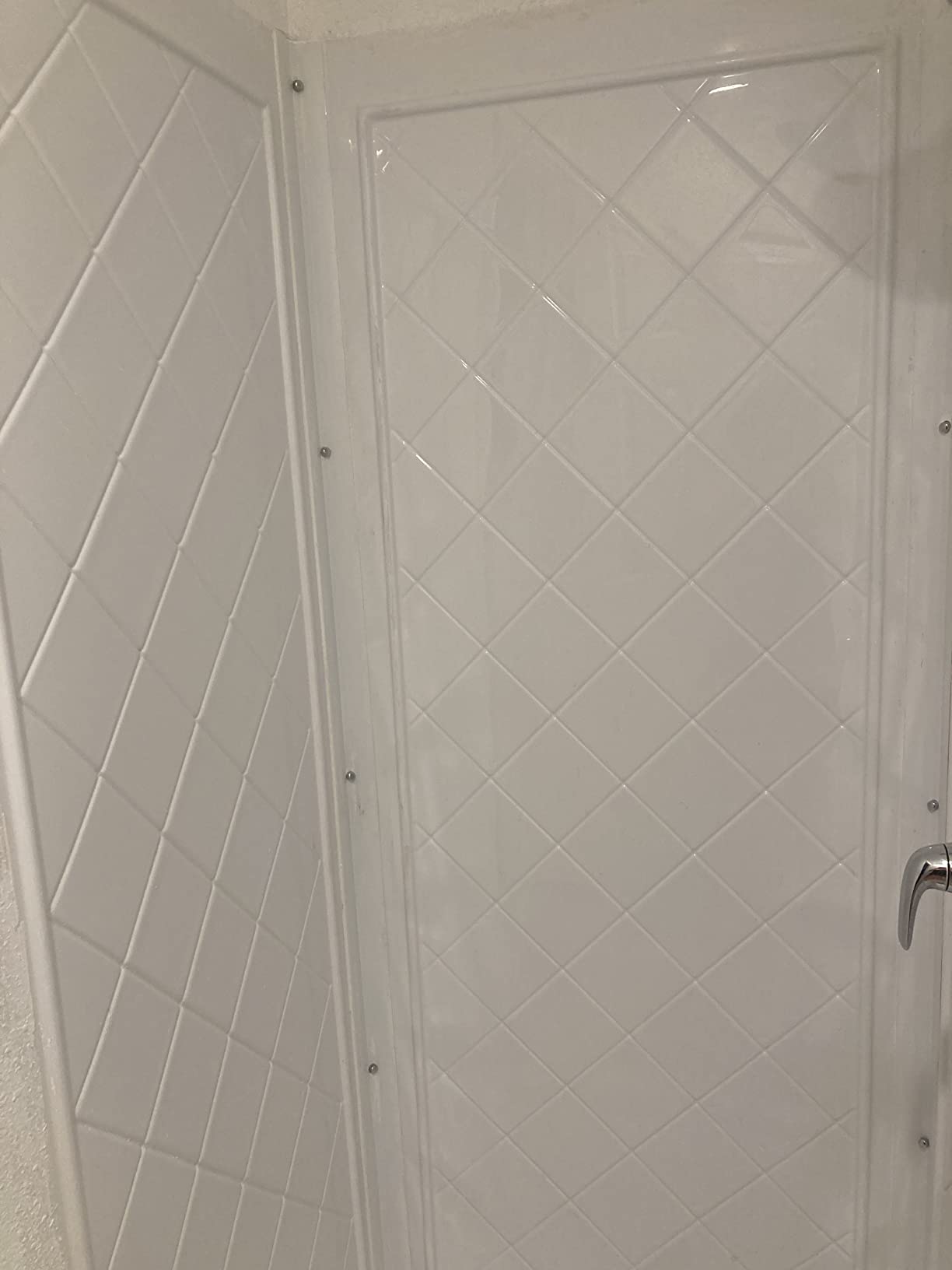 DreamLine 34 in. D x 48 in. W x 76 3/4 in. H Center Drain Acrylic Shower Base and QWALL-5 Backwall Kit In White, DL-6071C-01 customer photo 2