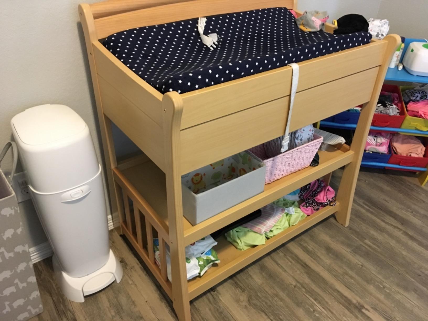 Diaper Genie Complete Diaper Pail (White) – Includes 1 Refill (Holds 270 Newborn Diapers) & 1 Carbon Filter customer photo 2
