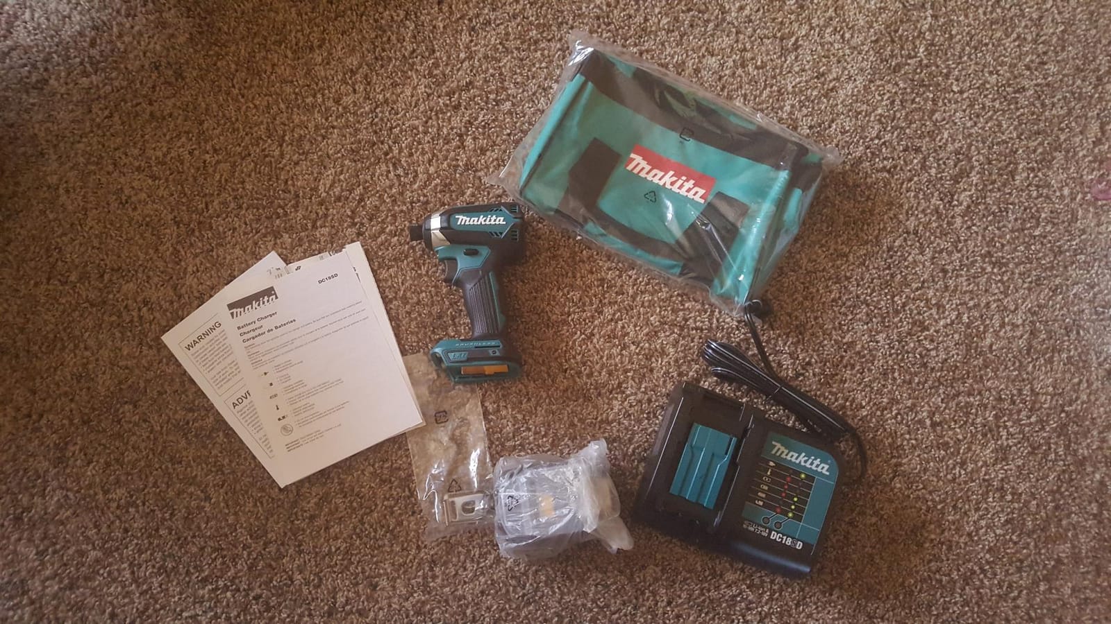 Makita XDT131 18V LXT® Lithium-Ion Brushless Cordless Impact Driver Kit (3.0Ah) customer photo 2