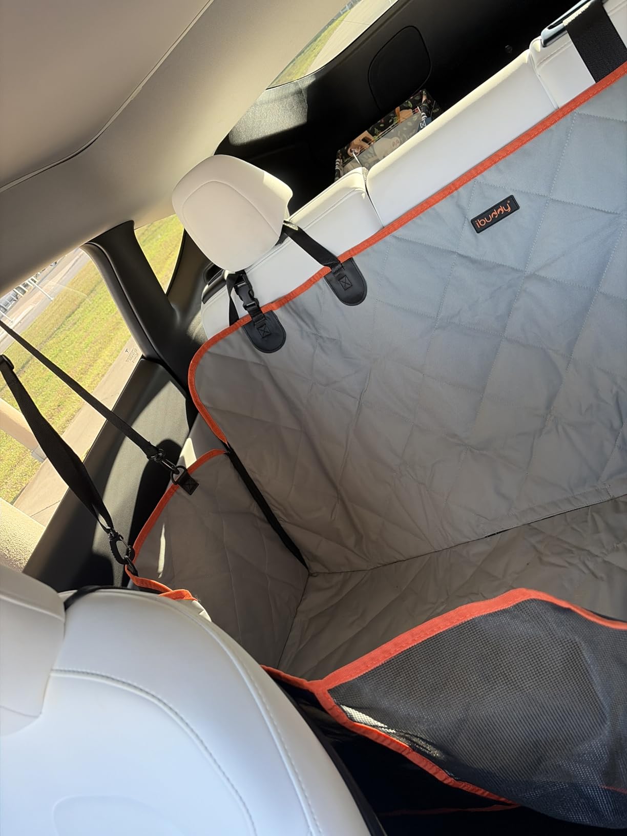 Luxury Dog Car Seat Cover for Back Seat Breathable Mesh Window Dog Hammock for Car 4-Layer Heavy Duty Waterproof Pet Seat Protector Scratch-Proof Car Seat Cover Perfect for Family Road Trips customer photo 1