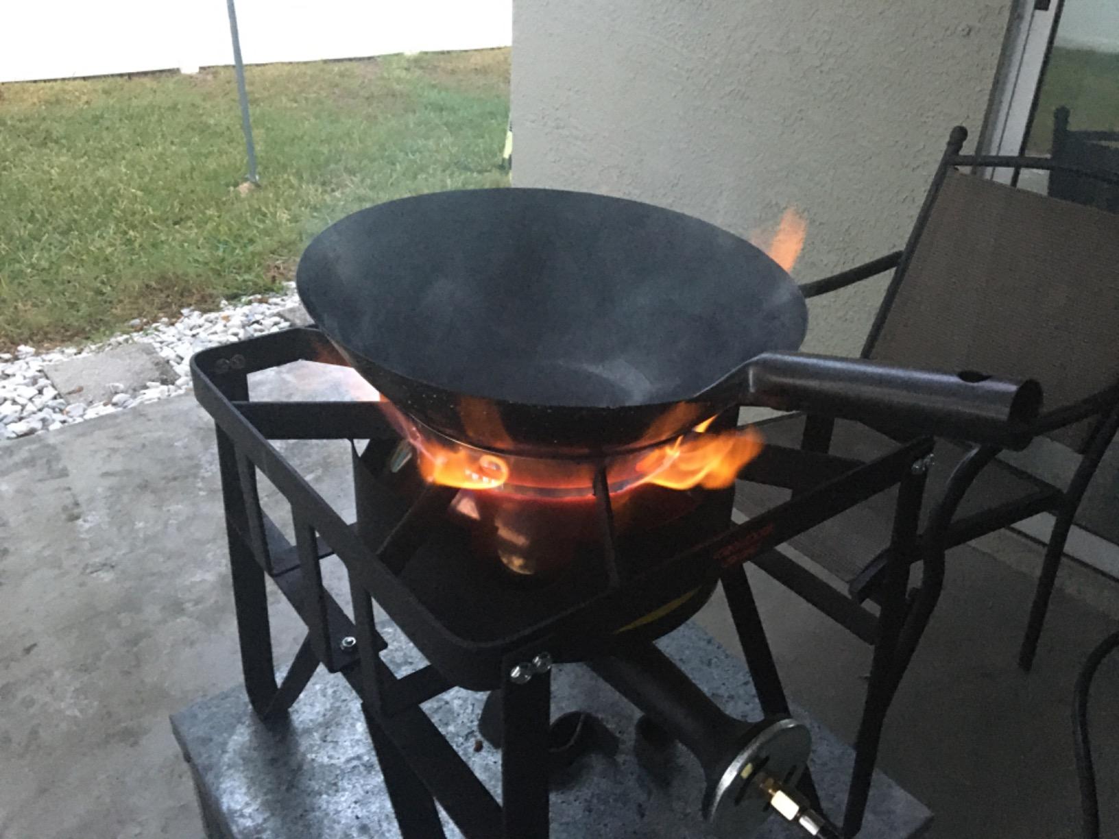 Concord Deluxe Banjo Single Propane Burner, 200,000 BTU Portable Outdoor Stove for Camping Cooking/Home Brewing/Making Sauces, 16” Square customer photo 1