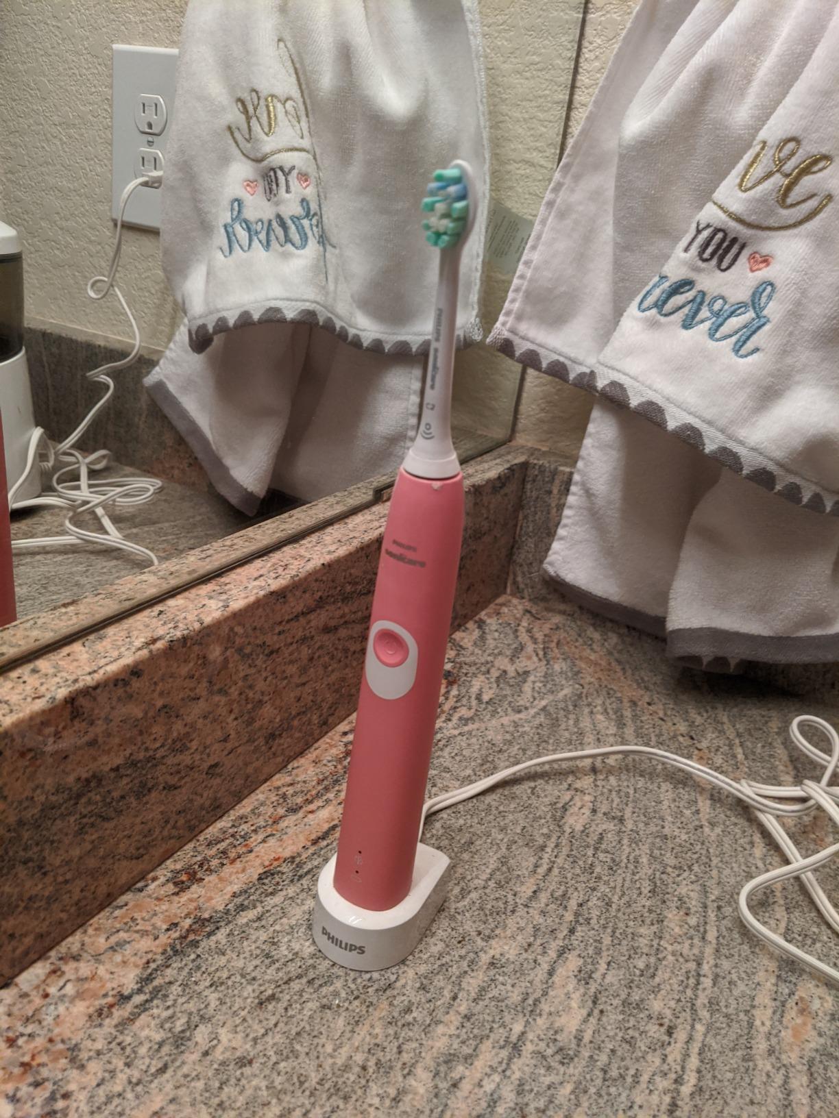 Philips Sonicare ProtectiveClean 4100 Rechargeable Electric Power Toothbrush, Black, HX6810/50 customer photo 1