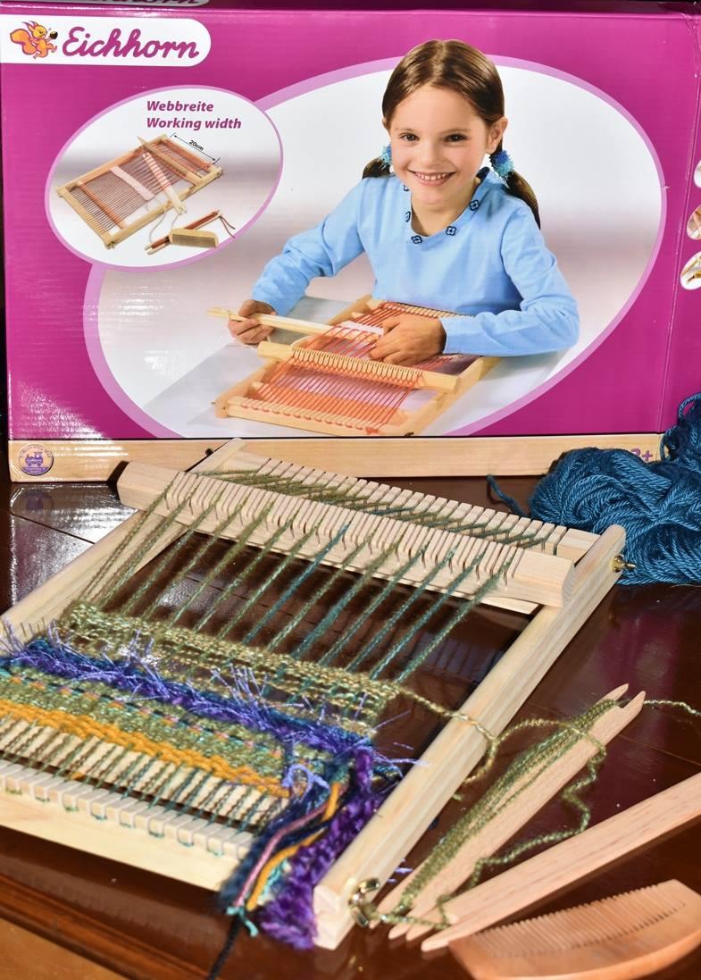 MIKIMIQI Wooden Multi-Craft Weaving Loom Large Frame 9.85 x 15.75 x 1.3inches to Handcraft for Kids customer photo 2