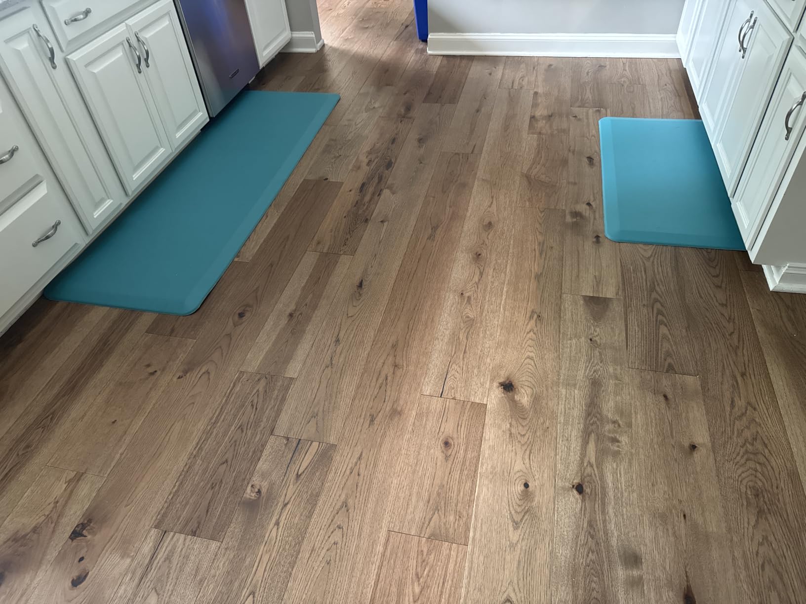 ComfiLife Anti Fatigue Floor Mat – 3/4 Inch Thick Kitchen Mats for Floor, Standing Desk Mat, Kitchen Rug – Comfort at Home, Office – Durable – Stain Resistant – Non-Slip Bottom (20