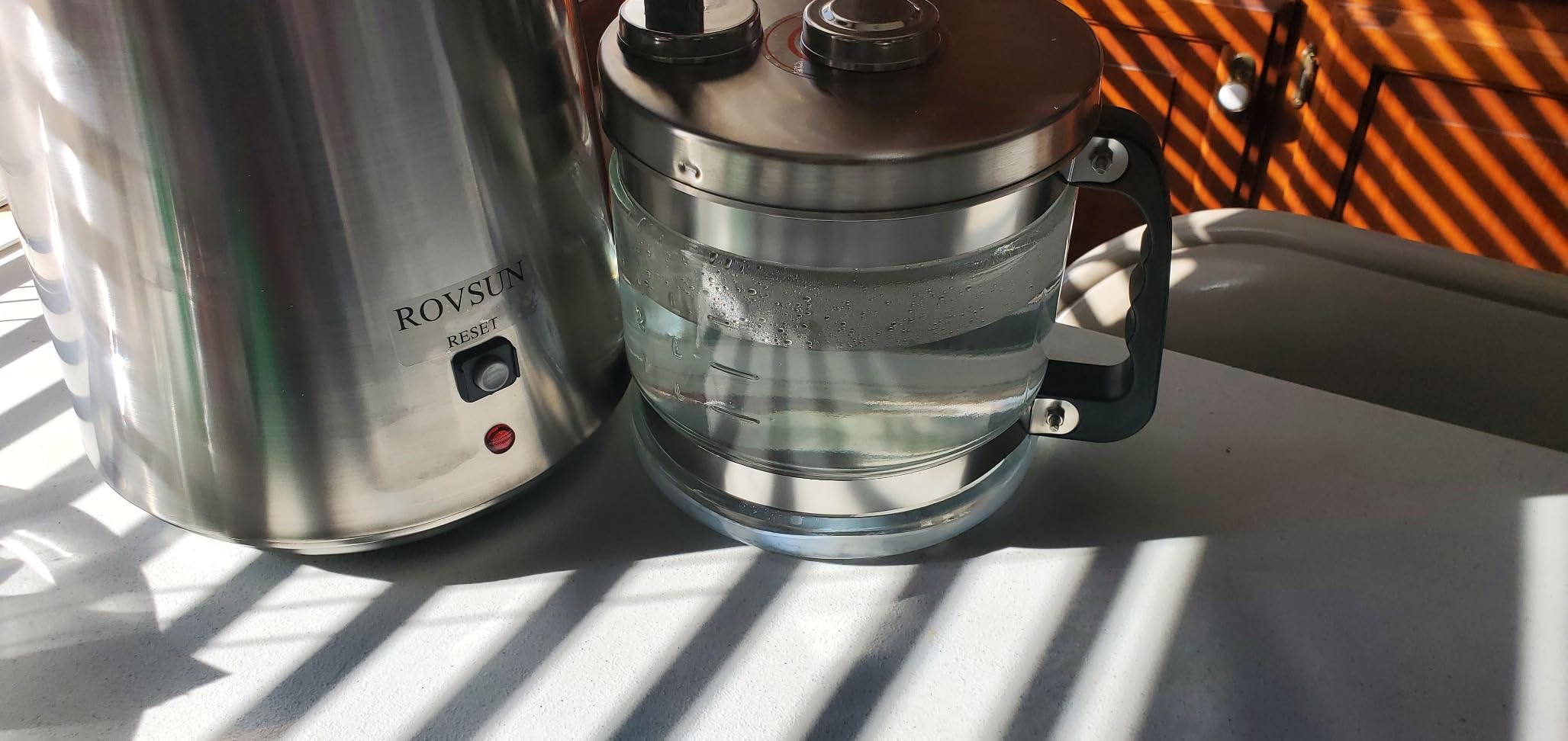 ROVSUN【Upgraded】 1.1 Gallon/4L Water Distiller Stainless Steel for Home, 750W Distilled Water Maker Machine, Water Distillers Countertop, Water Maker Purifier with Glass Container, 1L/H customer photo 1