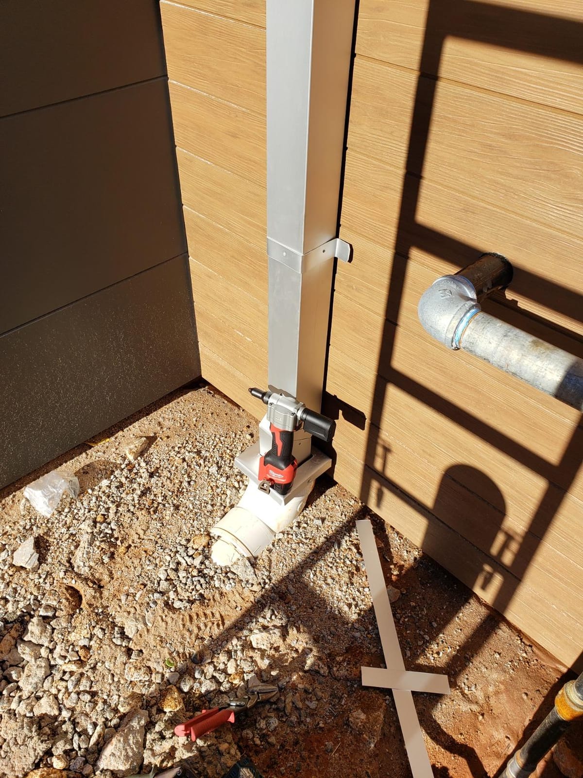 Milwaukee Electric Tools 2550-20 M12 Rivet Tool (Bare Tool) customer photo 2