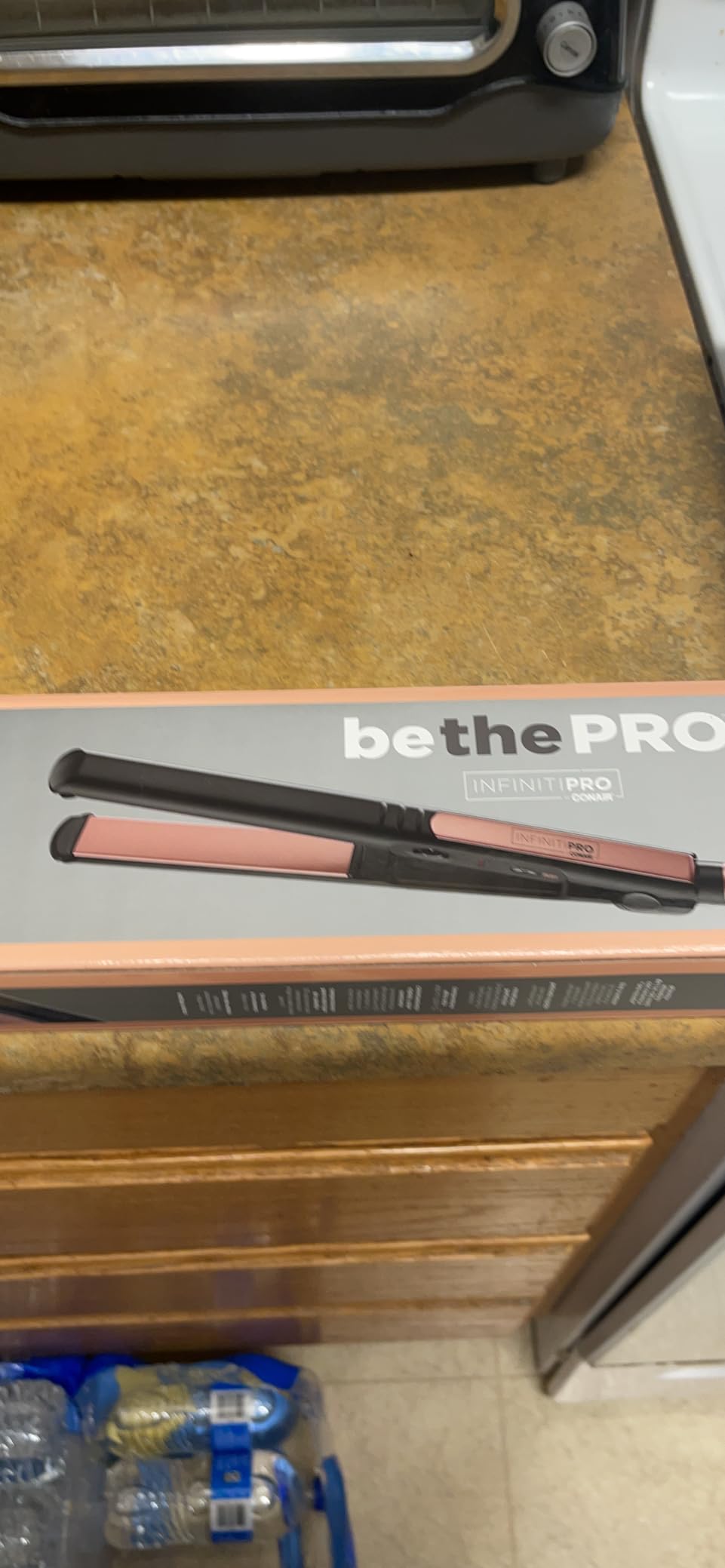 INFINITI PRO CONAIR Rose Gold Ceramic Flat Iron Hair Straightener, 1-Inch Flat Iron with Extra-Long Plates, including a Floating Plate, Advanced Heat Technology, Black customer photo 2
