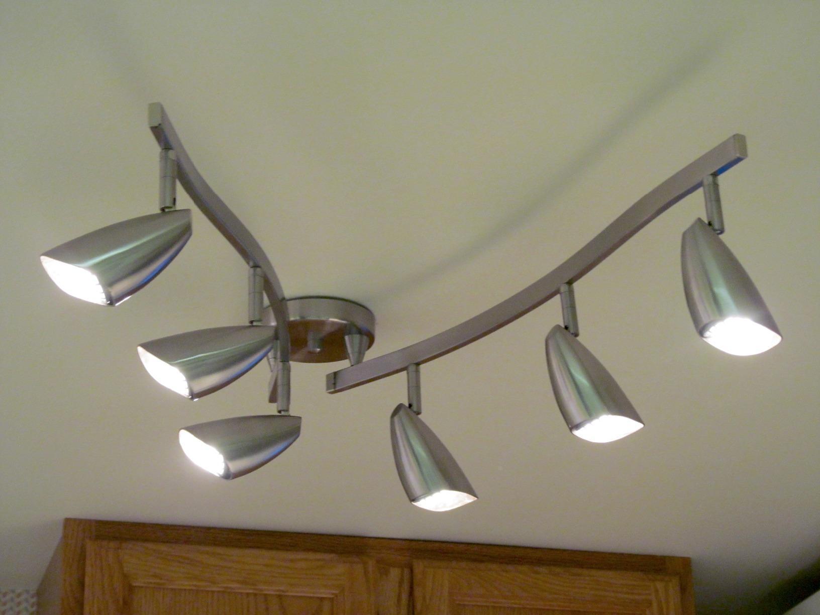 Globe Electric 59376 Grayson 6-Light Adjustable S-Shape Track Lighting, Bronze Color, Oil Rubbed Finish customer photo 2