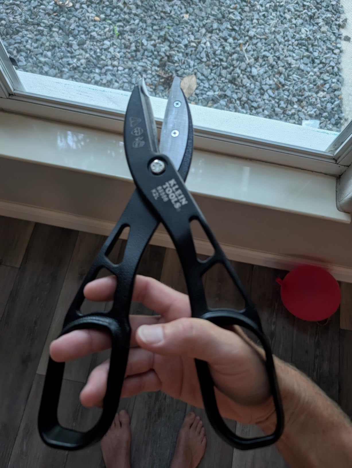 Klein Tools 89556 Metal Cutter, Tin Snips Cut Tin, Copper, Aluminum, Vinyl, Steel and Stainless Steel, 12-Inch customer photo 2