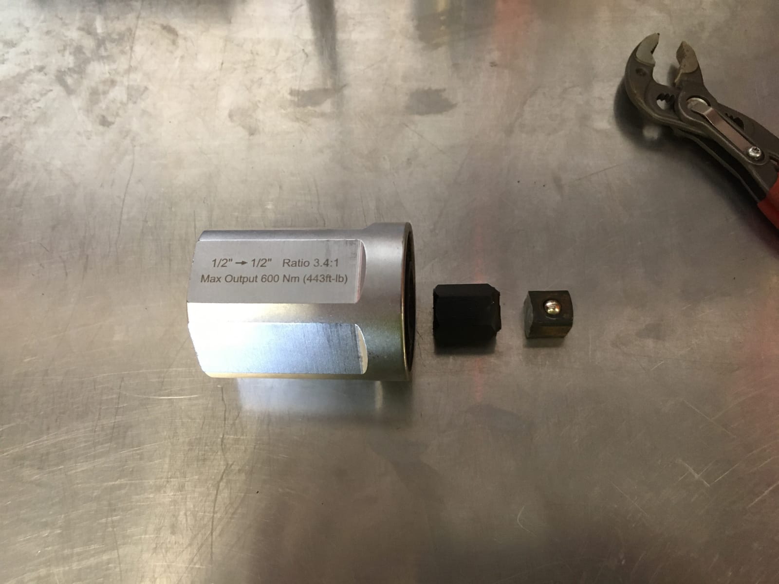 FIRSTINFO 3.4:1 Compact Torque Multiplier Wrench 600 Nm (443 ft-lbs) customer photo 1