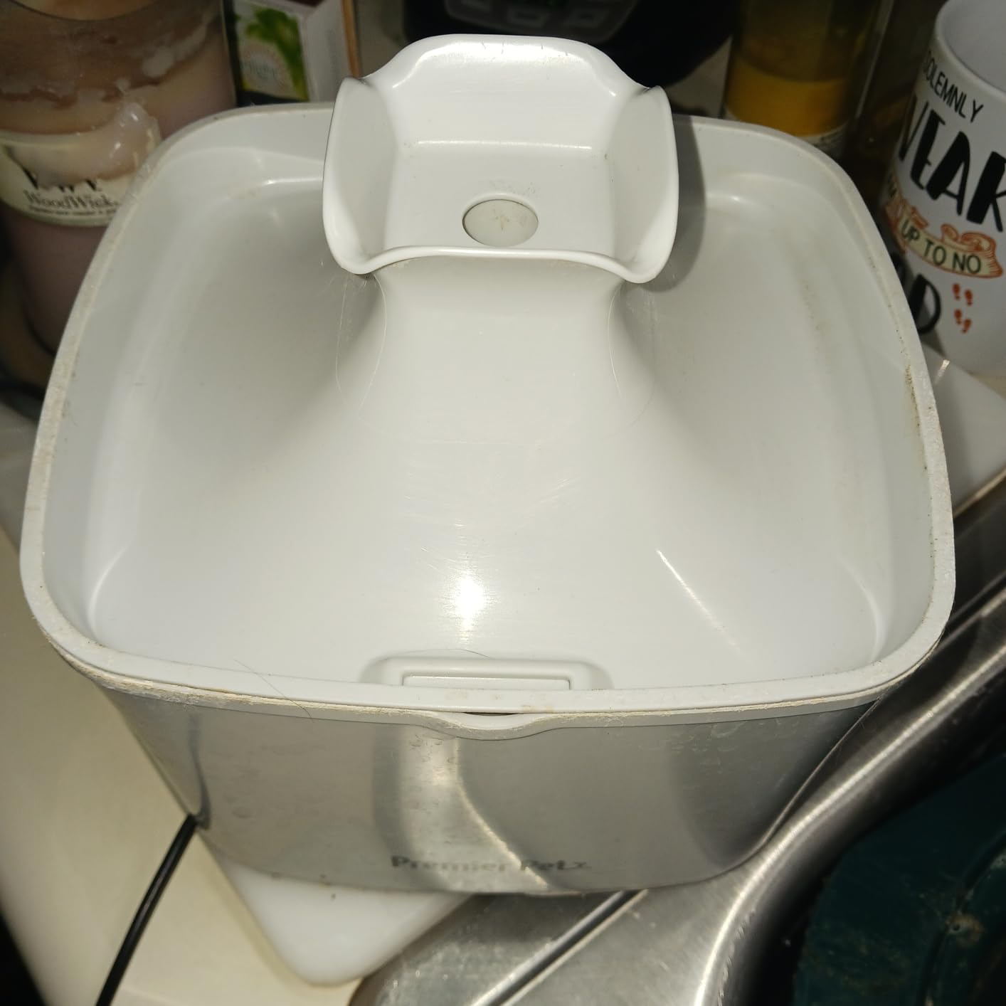 Pioneer Pet Swan Pet Drinking Fountain for Cats and Dogs - 80oz Capacity, Great for Multiple Pets – Great for Pets Who Love the Faucet - Bubbler and Bowl Dispenser Design Keeps Water Moving customer photo 2