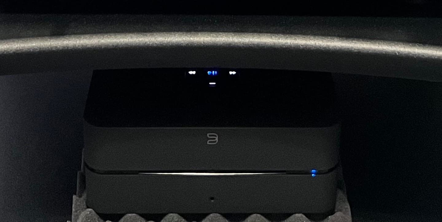 Bluesound Vault 2i High-Res 2TB Network Hard Drive CD Ripper and Streamer - Black - Compatible with Alexa and Siri customer photo 1