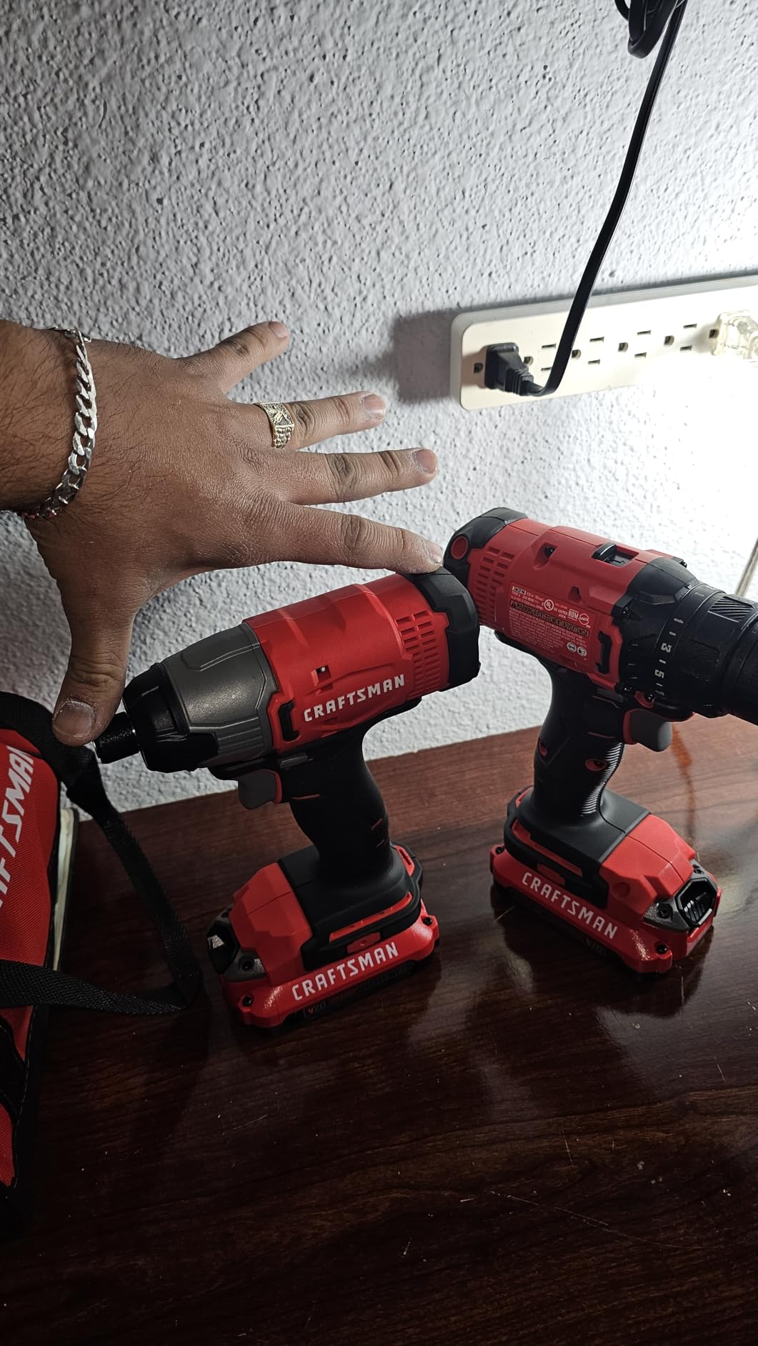 CRAFTSMAN V20 MAX Cordless Drill Driver and Impact Driver Set, Power Tool Set with 2 Batteries and Charger, LED Work Light, 2 Bits, Bag (CMCK200C2) customer photo 1