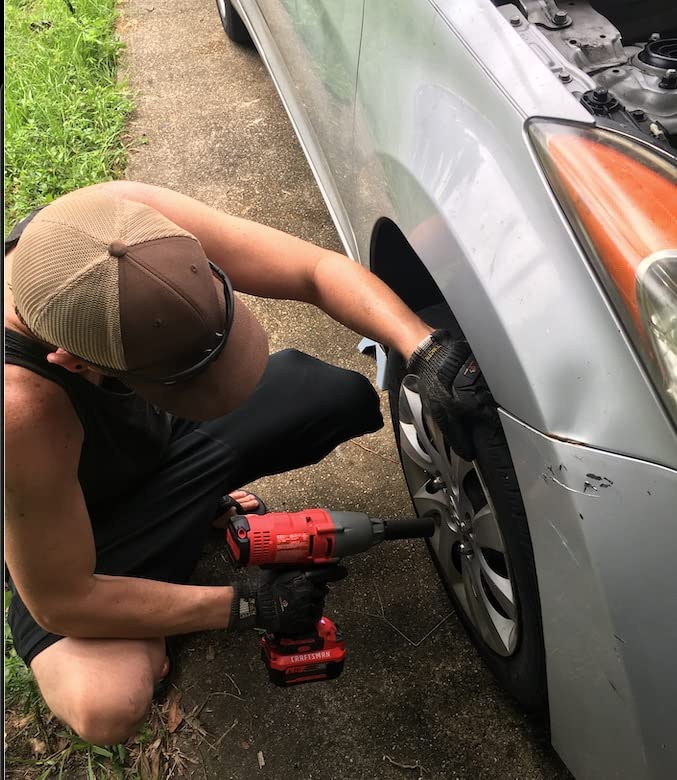 CRAFTSMAN V20 RP 1/2 inch Cordless Impact Wrench Kit, Brushless, 4Ah Battery and Charger Included (CMCF900M1) customer photo 2