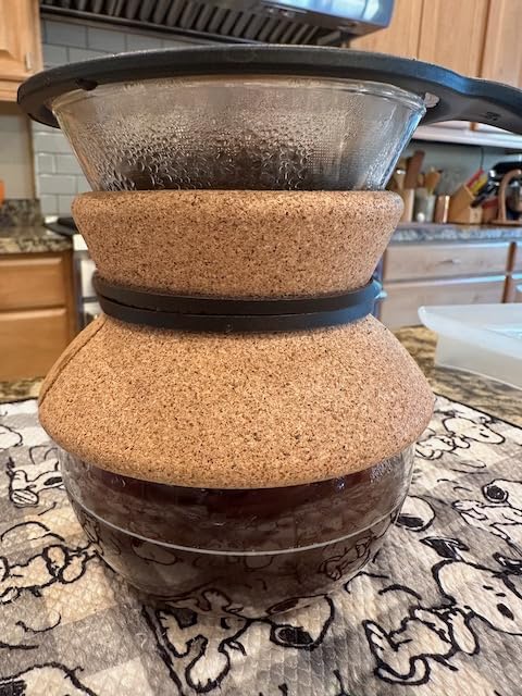 Bodum 34oz Pour Over Coffee Maker, High-Heat Borosilicate Glass with Reusable Stainless Steel Filter and Cork Grip - Made in Portugal customer photo 2