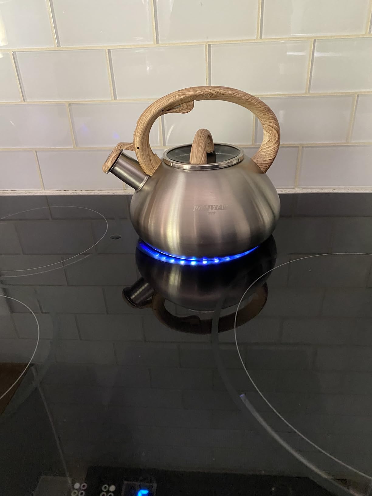 POLIVIAR Tea Kettle, 2.7 Quart Natural Stone Finish with Wood Pattern Handle Loud Whistle Food Grade Stainless Steel Teapot, Anti-Hot Handle and Anti-Rust, Suitable for All Heat Sources (JX2018-GR20) customer photo 1