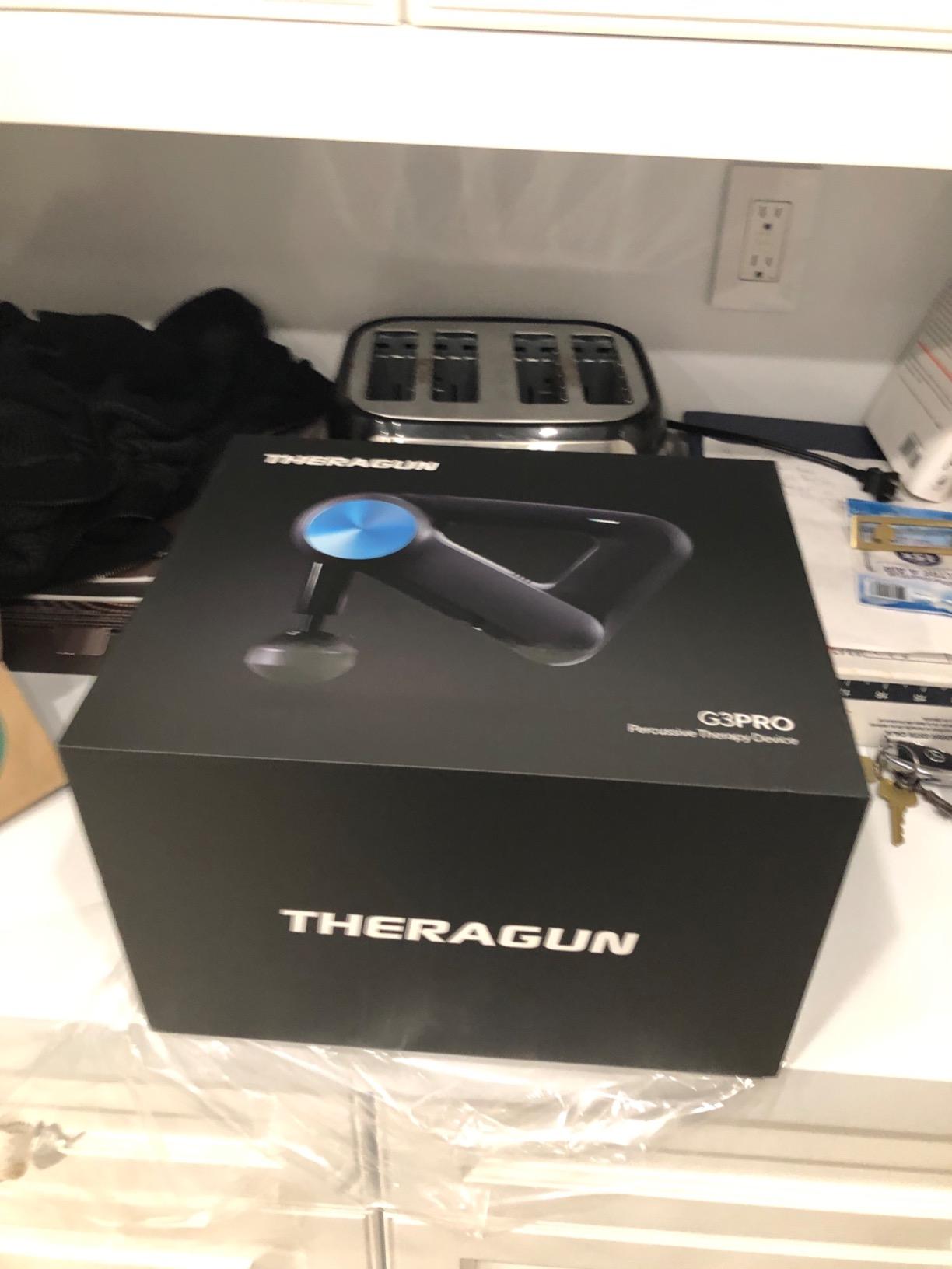 Theragun G3PRO Percussive Therapy Device, Handheld Deep Tissue Professional Massager 50% Quieter than G2PRO Muscle Stimulator For Pain Relief, Recovery, Enhance Performance & Energize The Body customer photo 1